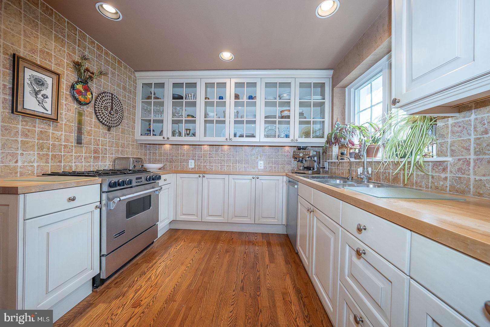 MERION STATION - Residential