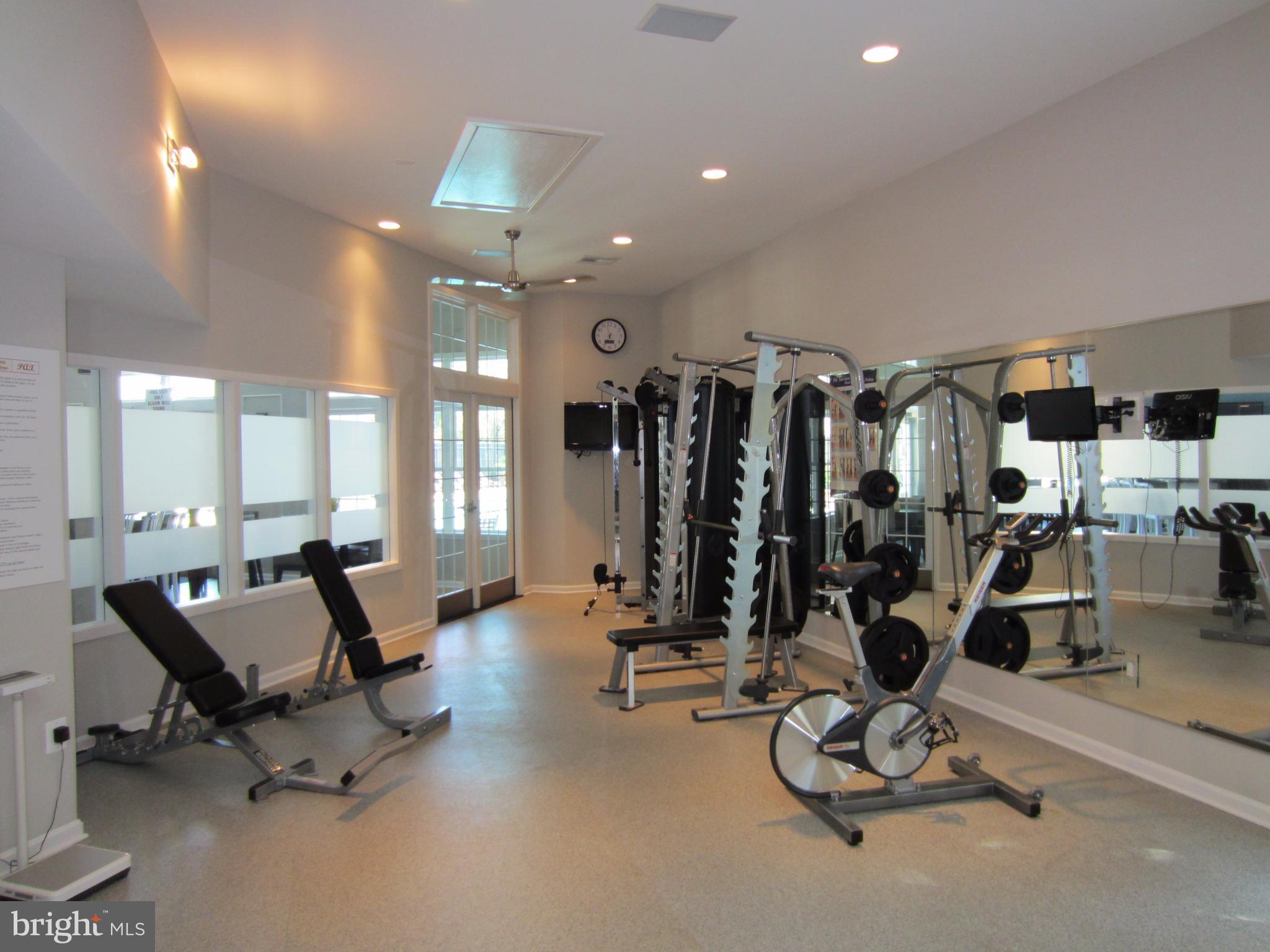PARKSIDE AT ALEXANDRIA - Residential Lease