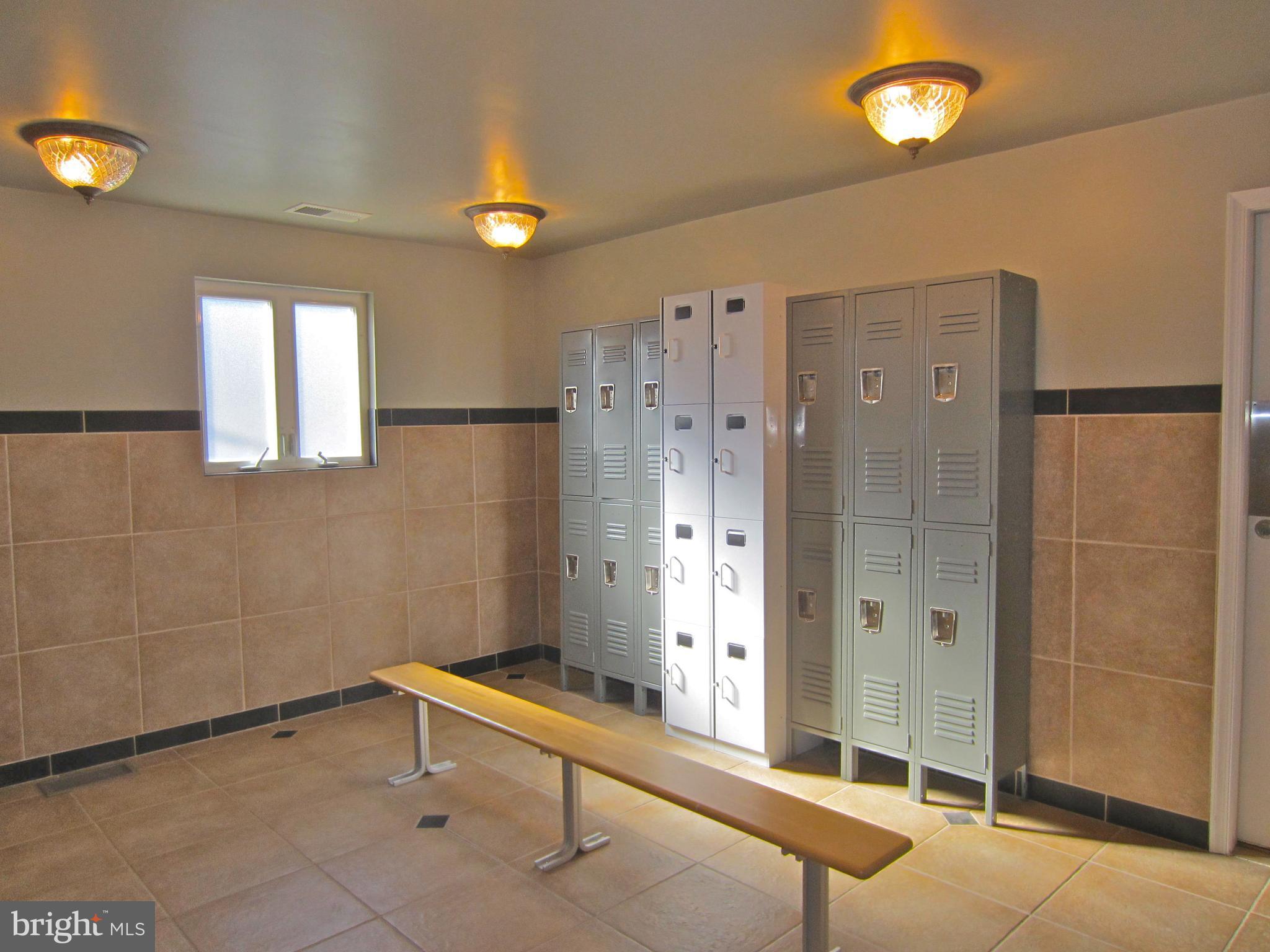 PARKSIDE AT ALEXANDRIA - Residential Lease