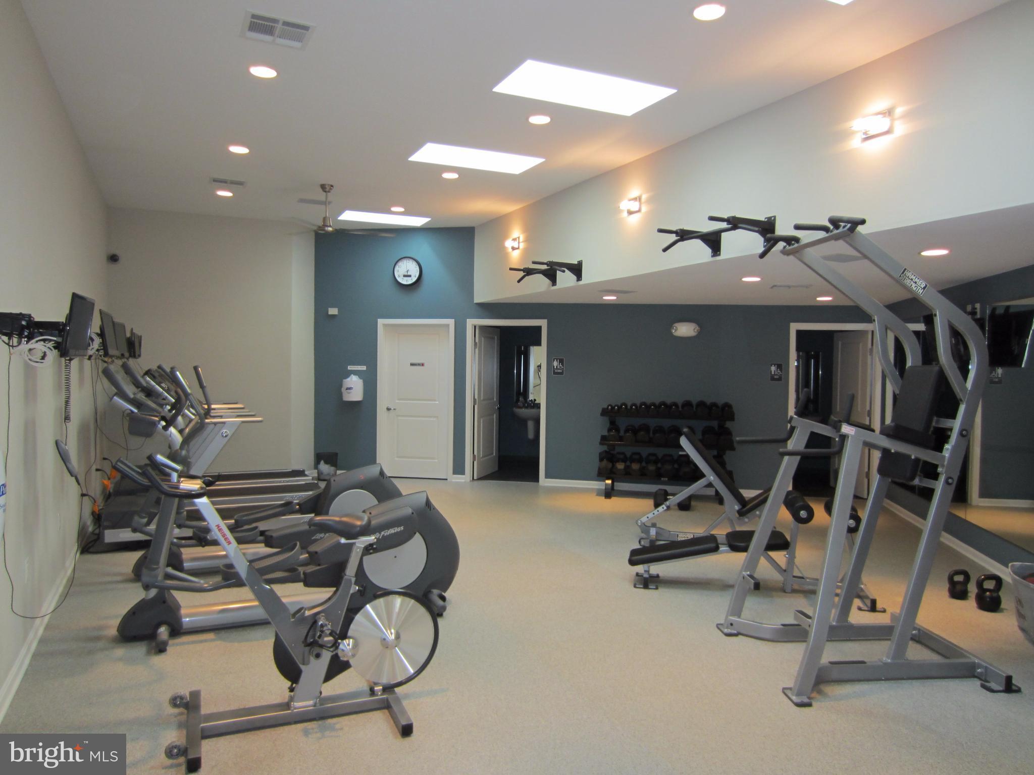 PARKSIDE AT ALEXANDRIA - Residential Lease