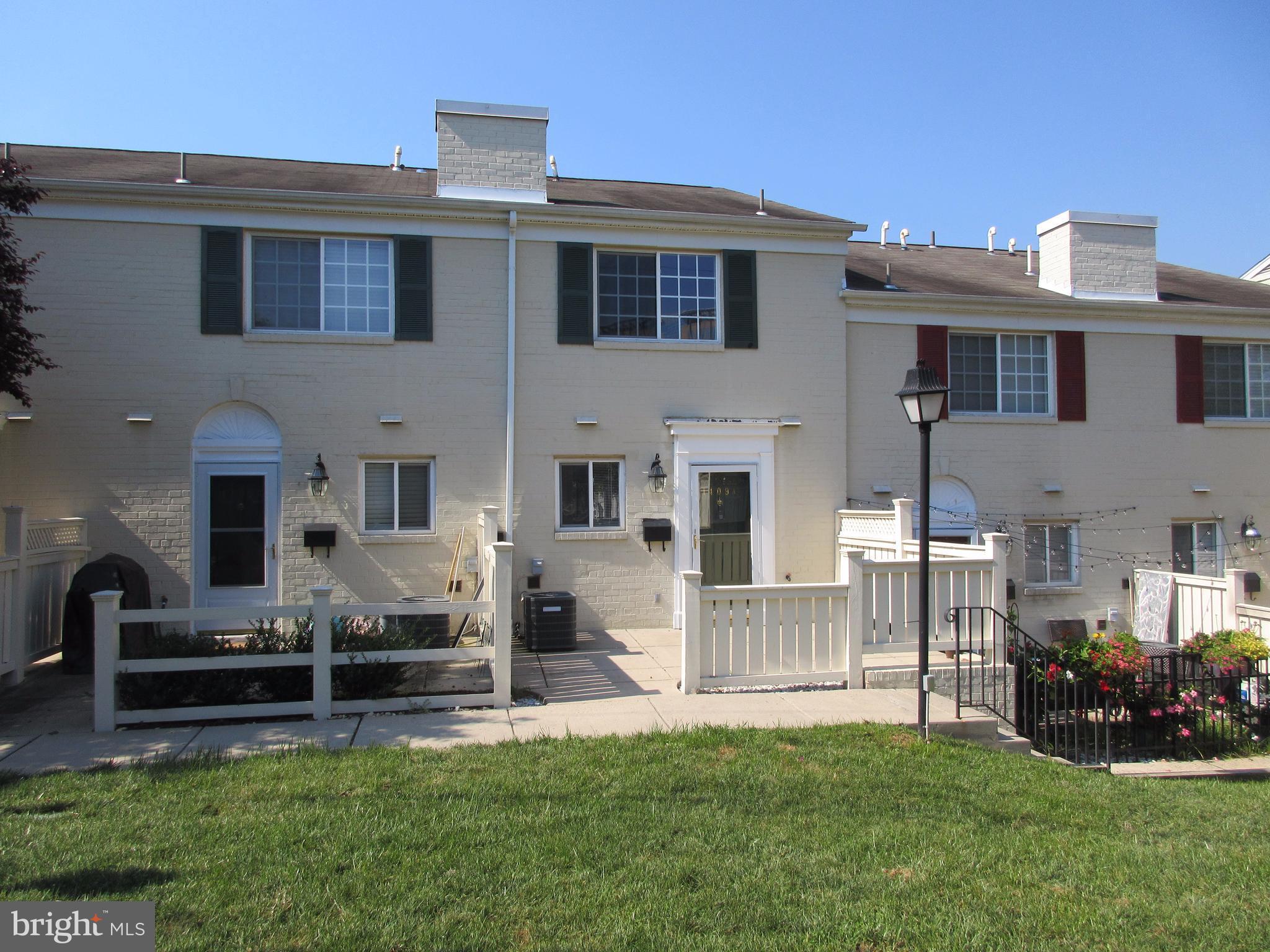 PARKSIDE AT ALEXANDRIA - Residential Lease