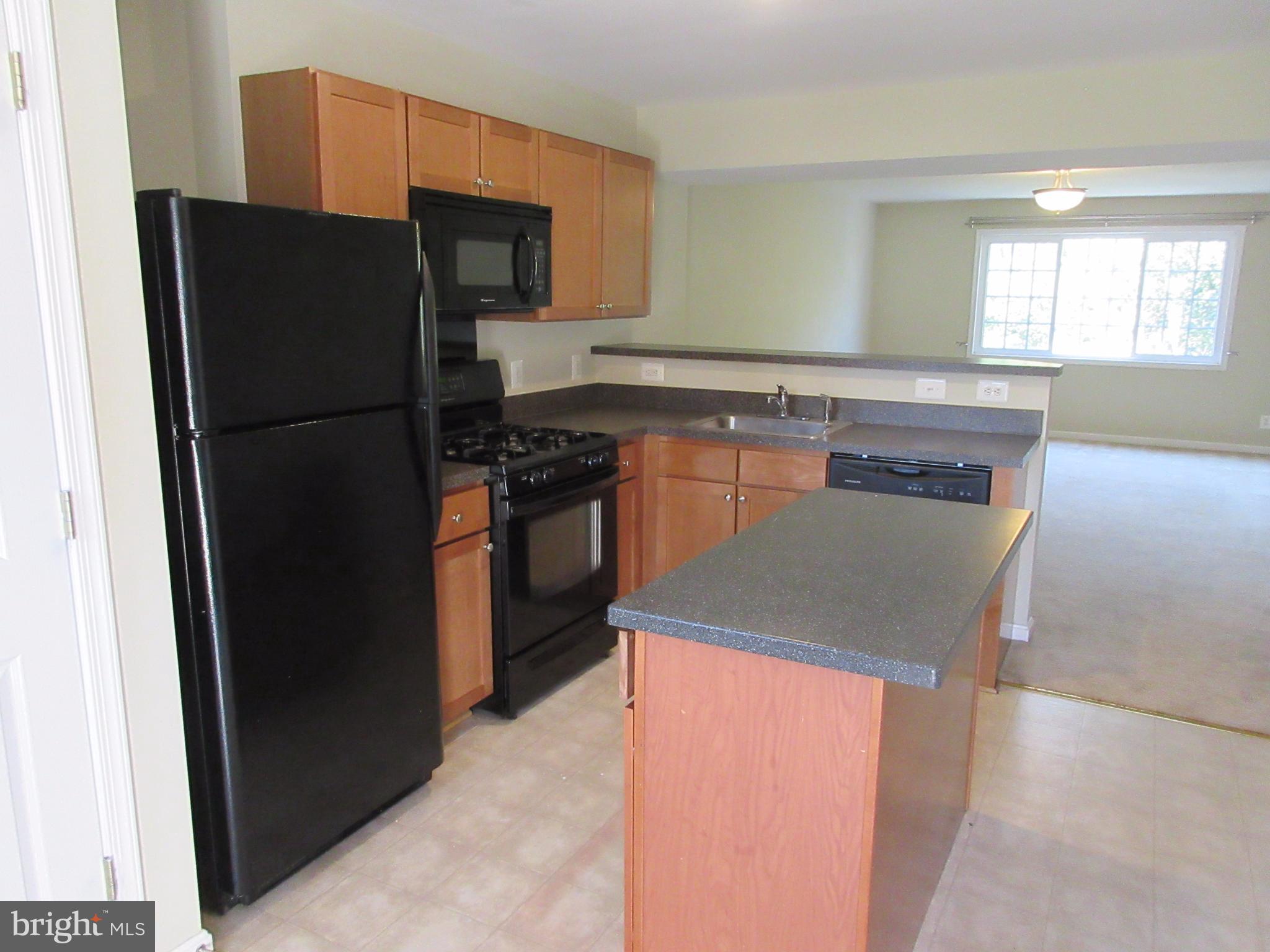 PARKSIDE AT ALEXANDRIA - Residential Lease