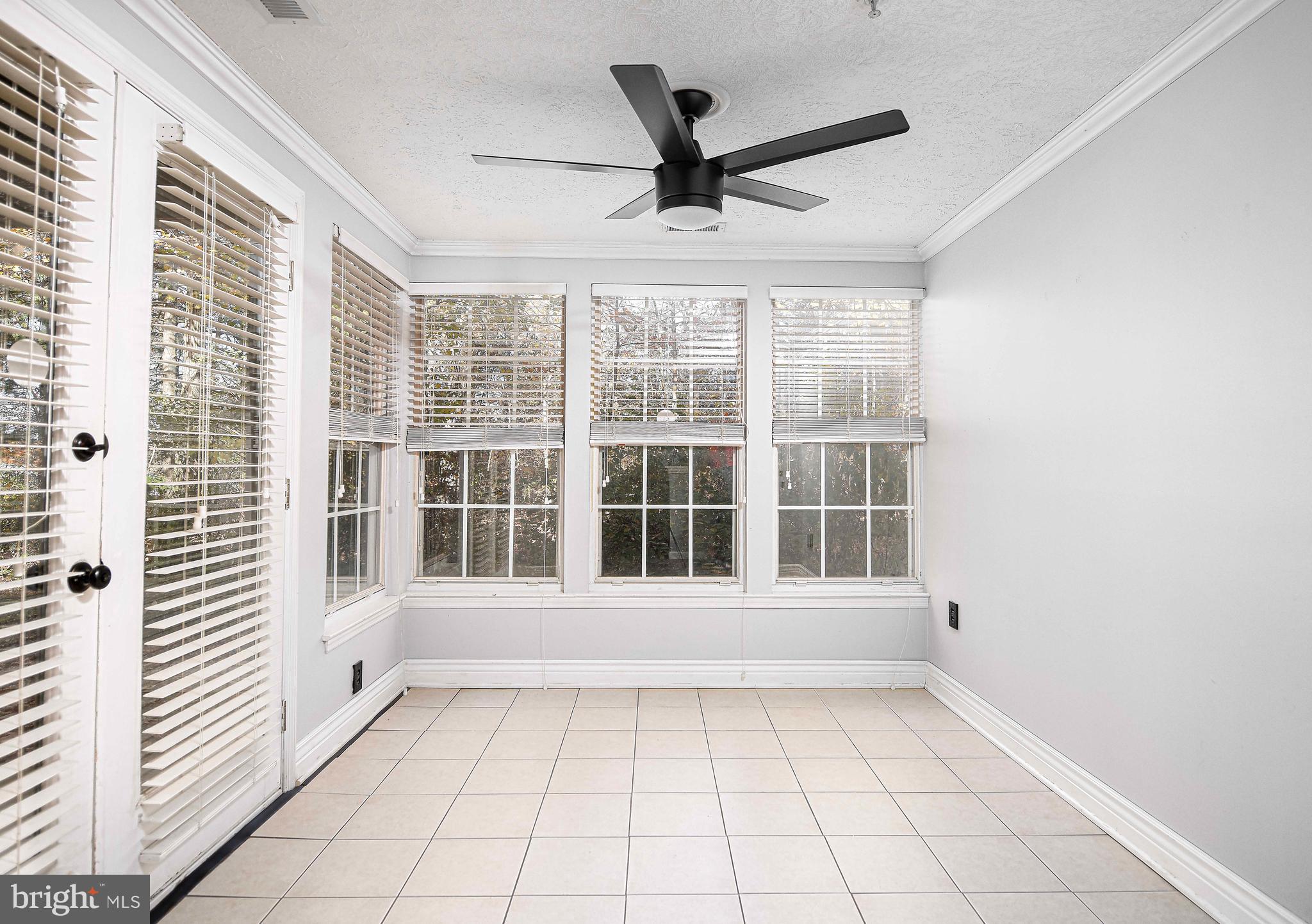 WOODBRIDGE CENTER - Residential