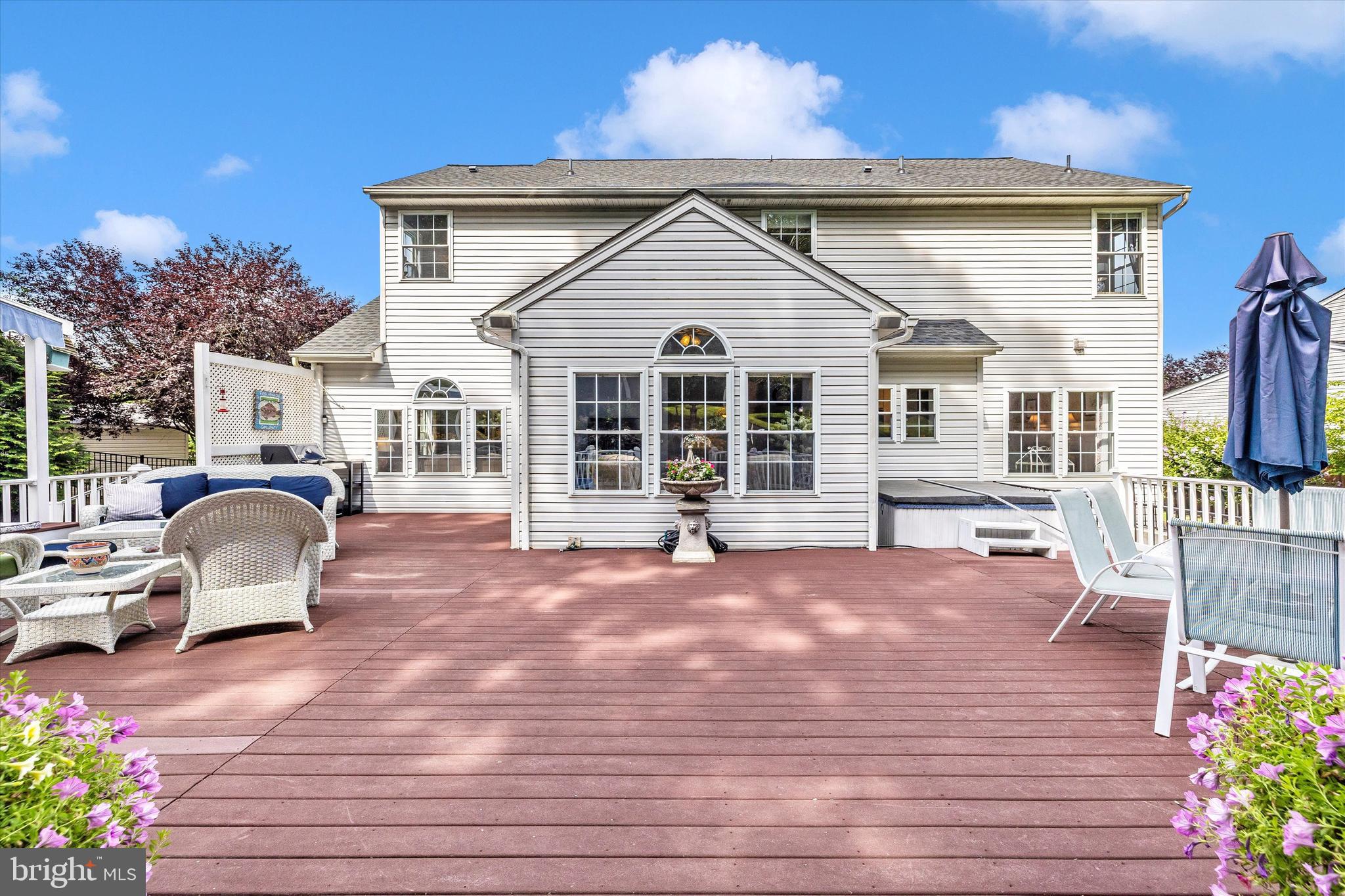 MANCHESTER FARMS - Residential