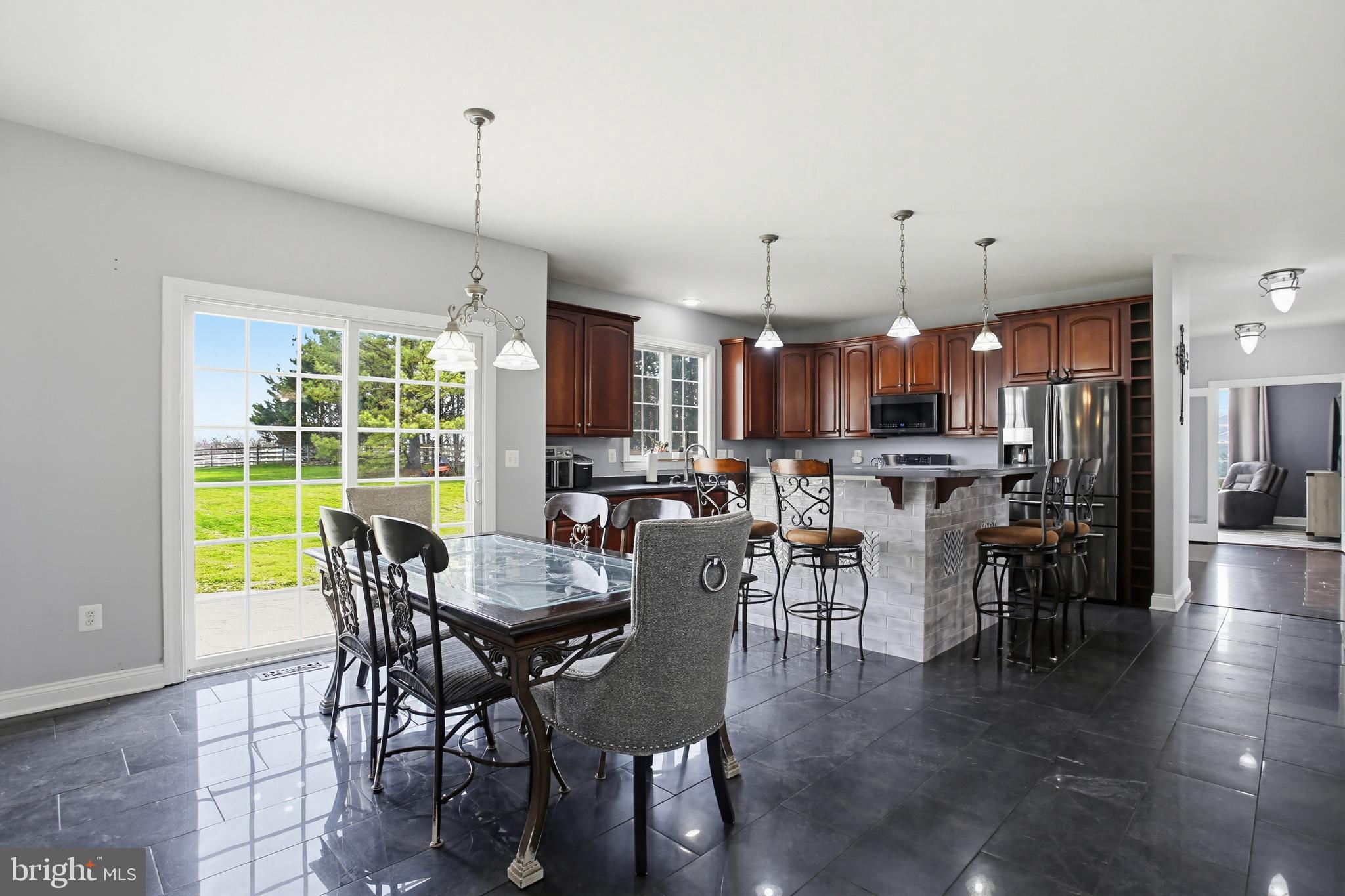 KENSINGTON FARM - Residential