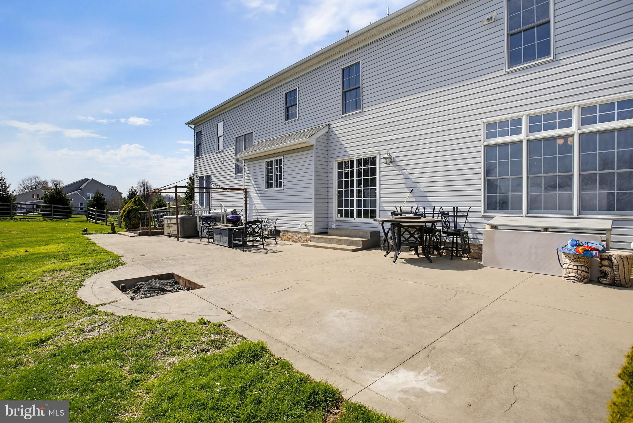 KENSINGTON FARM - Residential