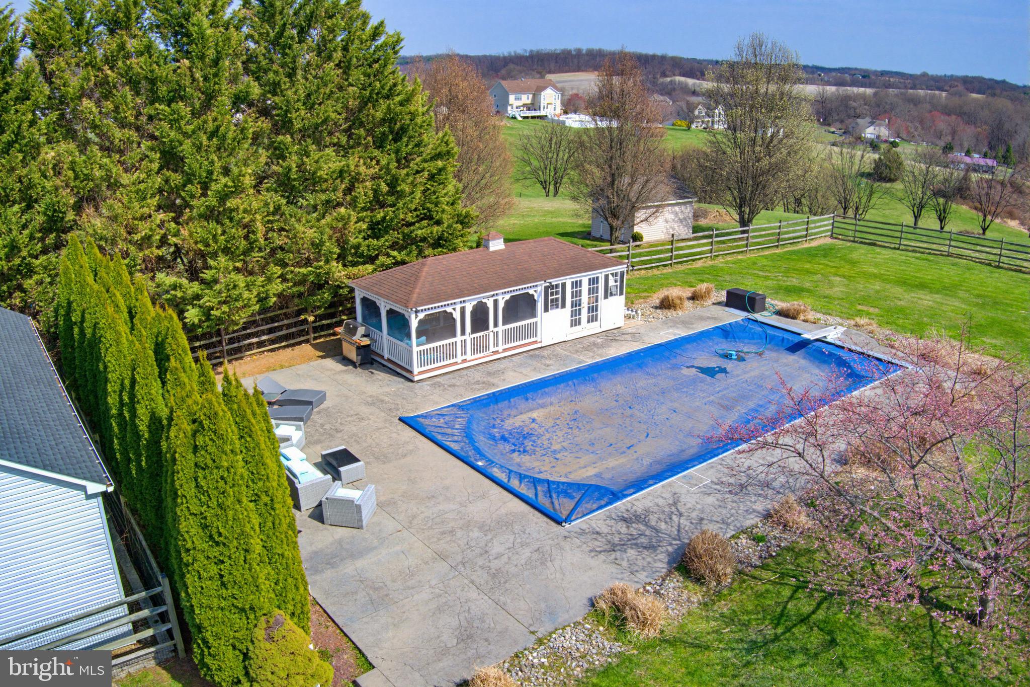 KENSINGTON FARM - Residential