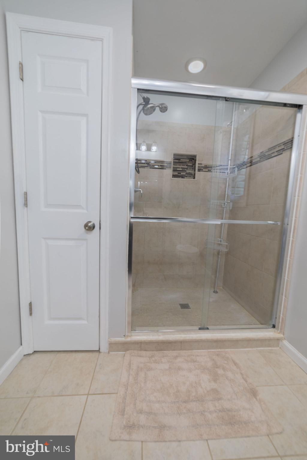 GLENWOOD FOREST - Residential