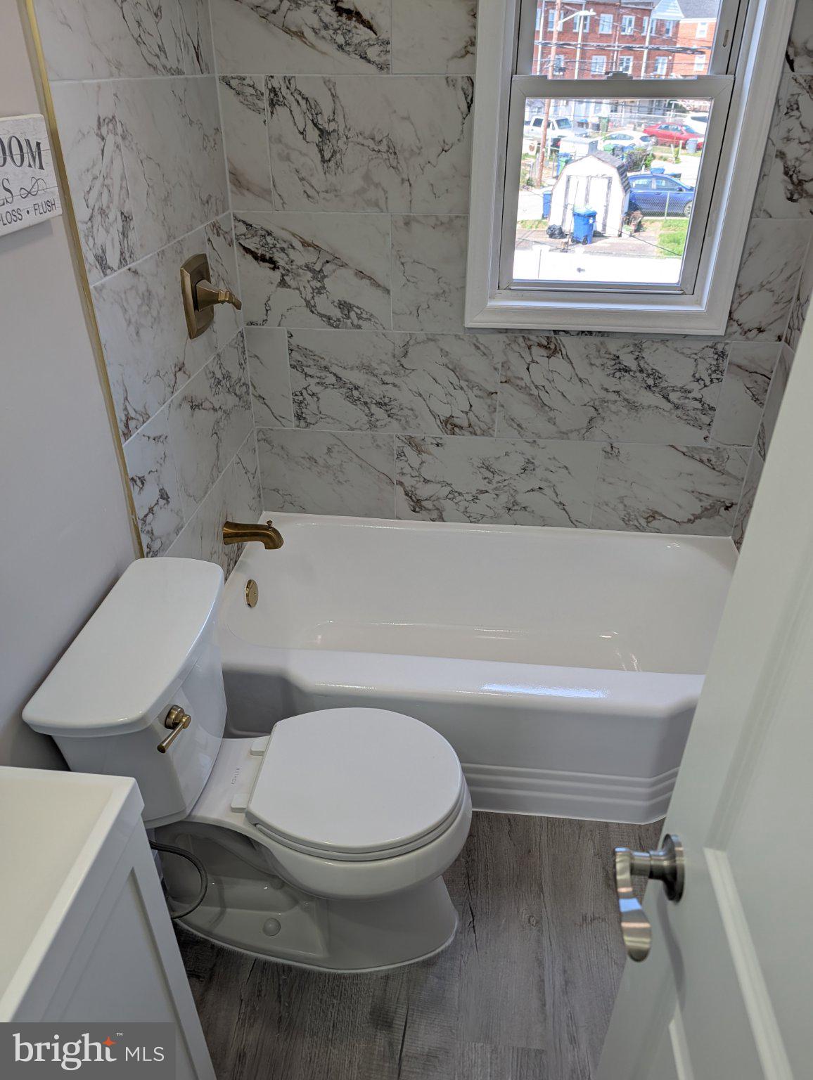 PARKSIDE - Residential