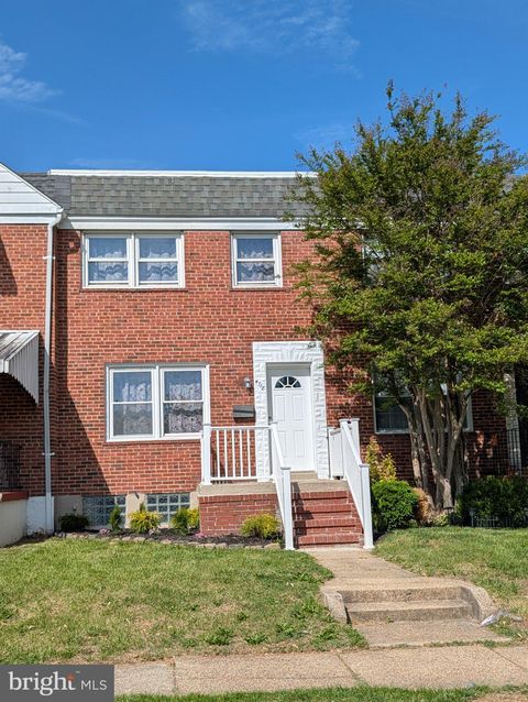Townhouse For Sale - 4718 Parkside Drive<br/> BALTIMORE, MD 21206