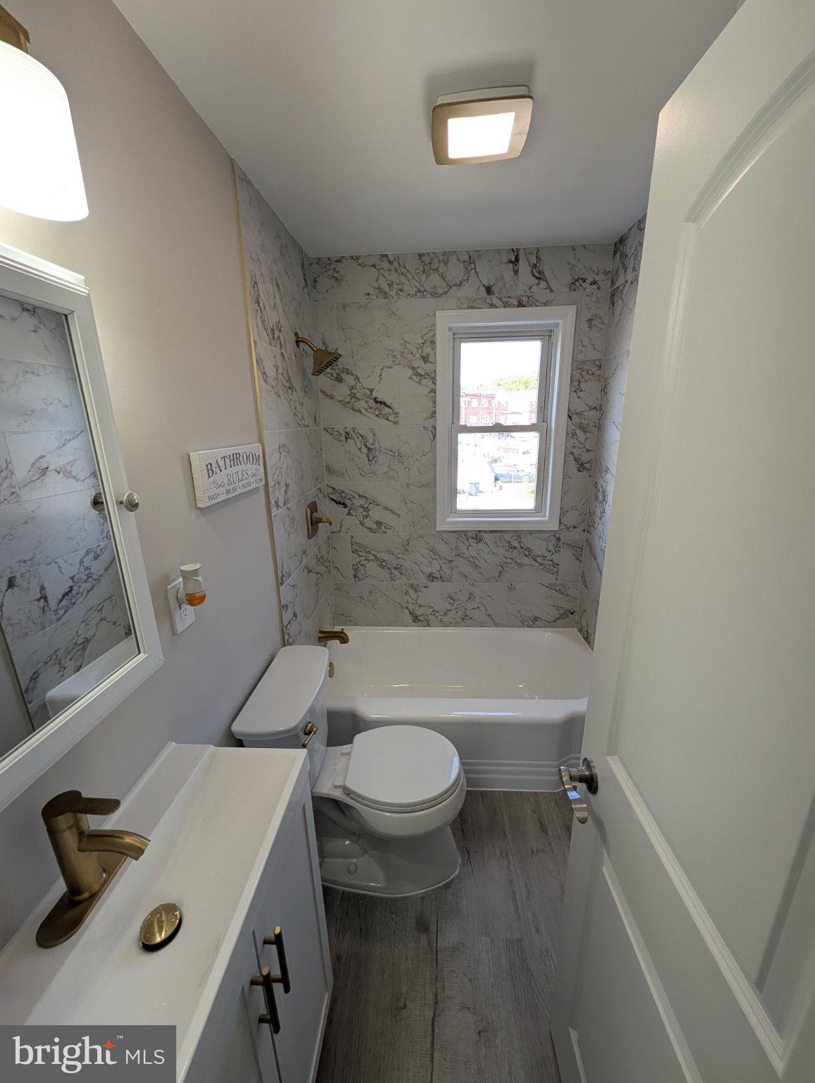 PARKSIDE - Residential