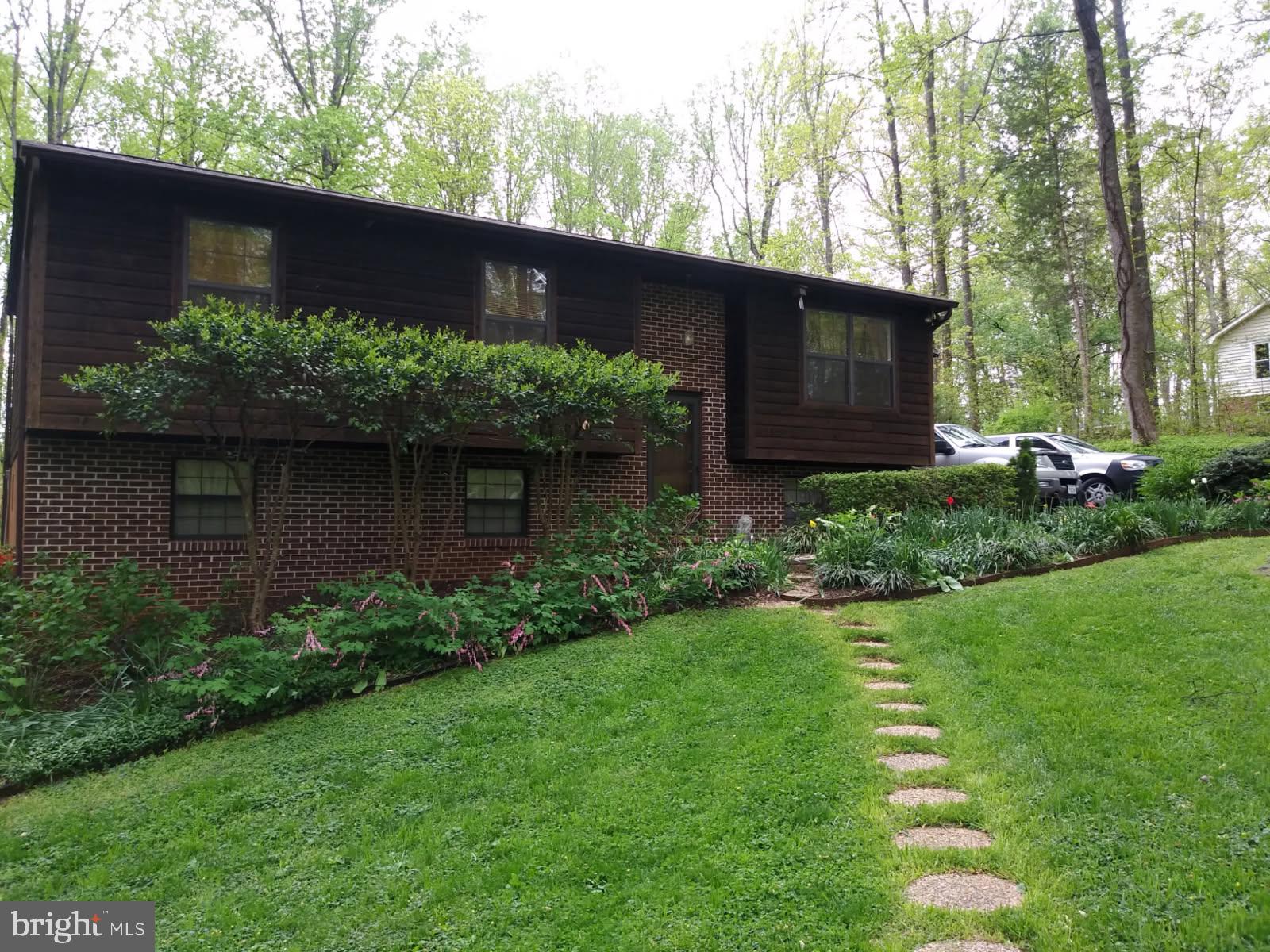 17086 GLENMORE COURT