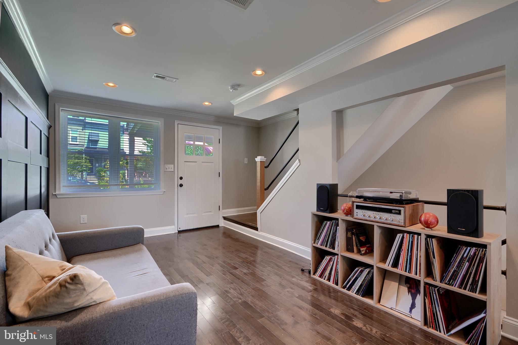 HAMPDEN HISTORIC DISTRICT - Residential