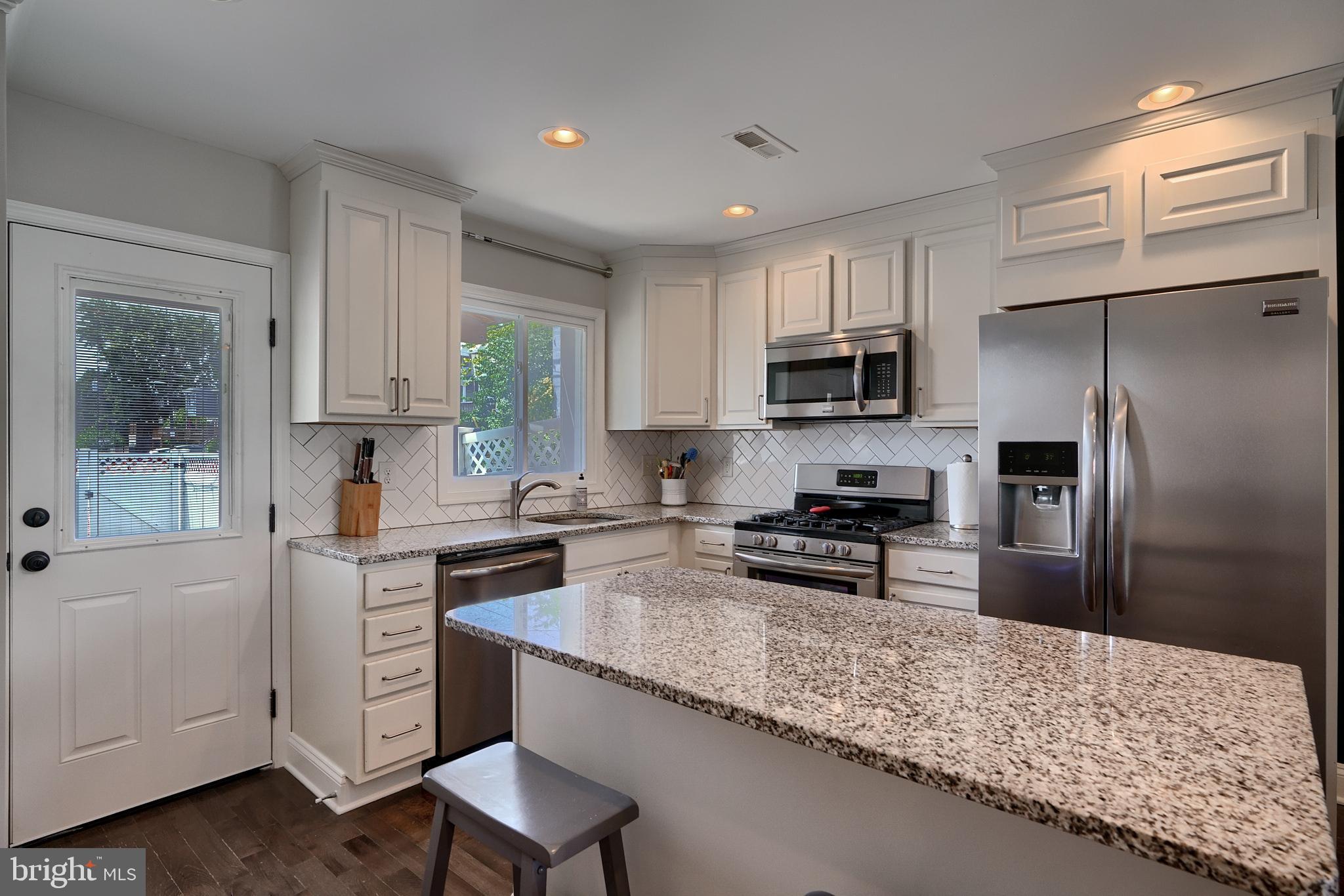 HAMPDEN HISTORIC DISTRICT - Residential