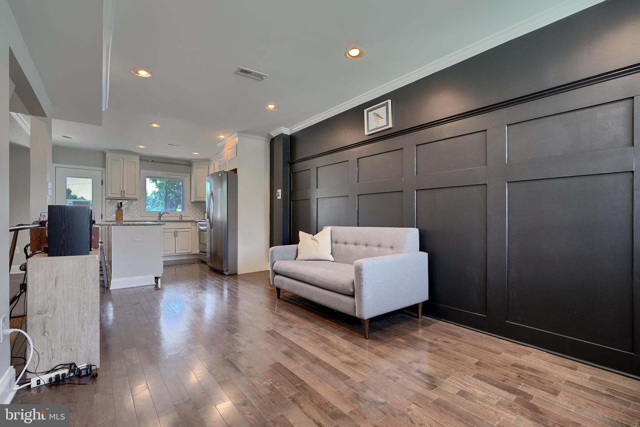 HAMPDEN HISTORIC DISTRICT - Residential