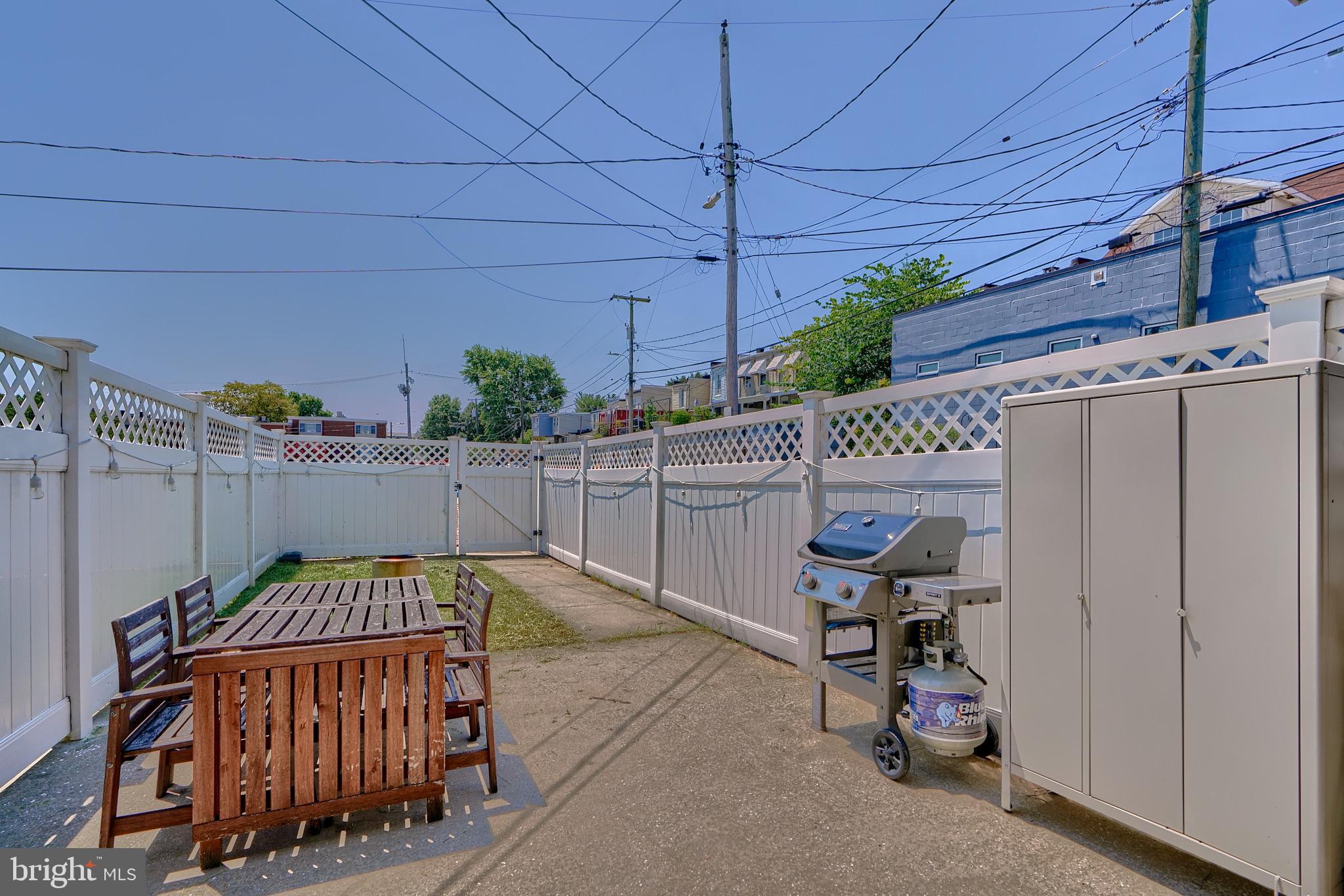 HAMPDEN HISTORIC DISTRICT - Residential