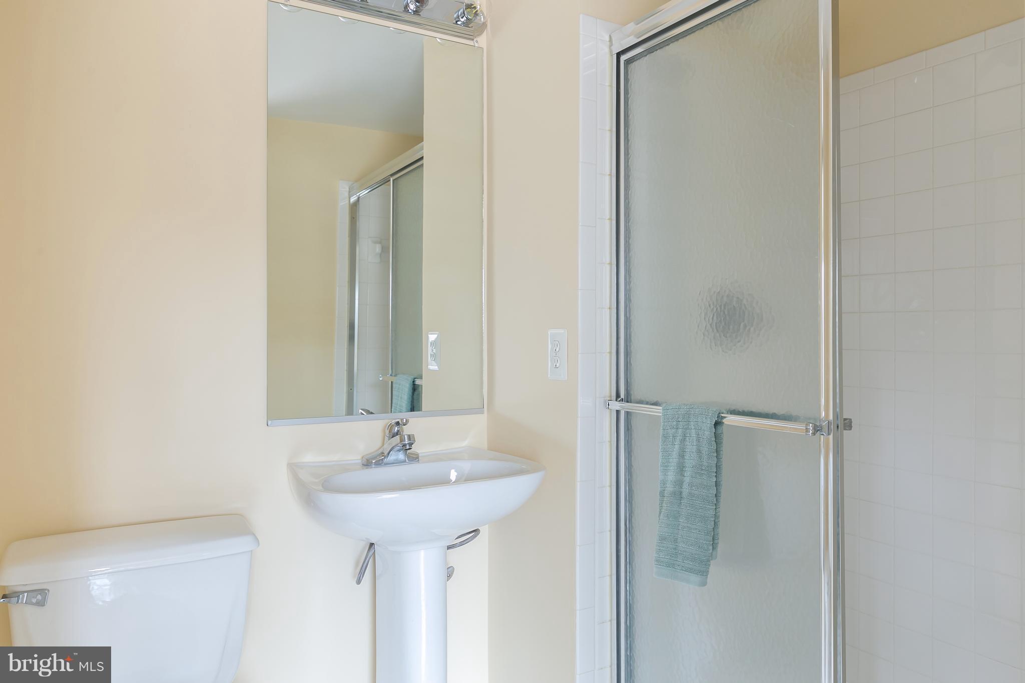 MCNAIR FARMS LANDBAY - Residential