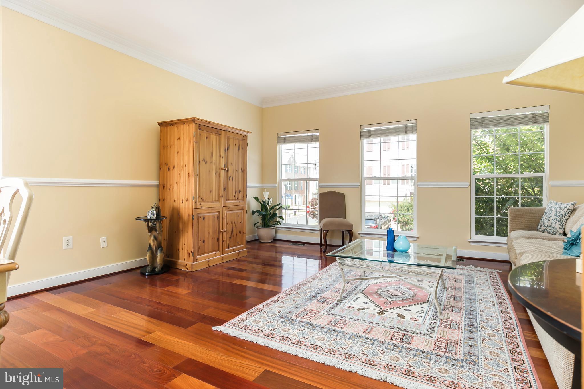 MCNAIR FARMS LANDBAY - Residential