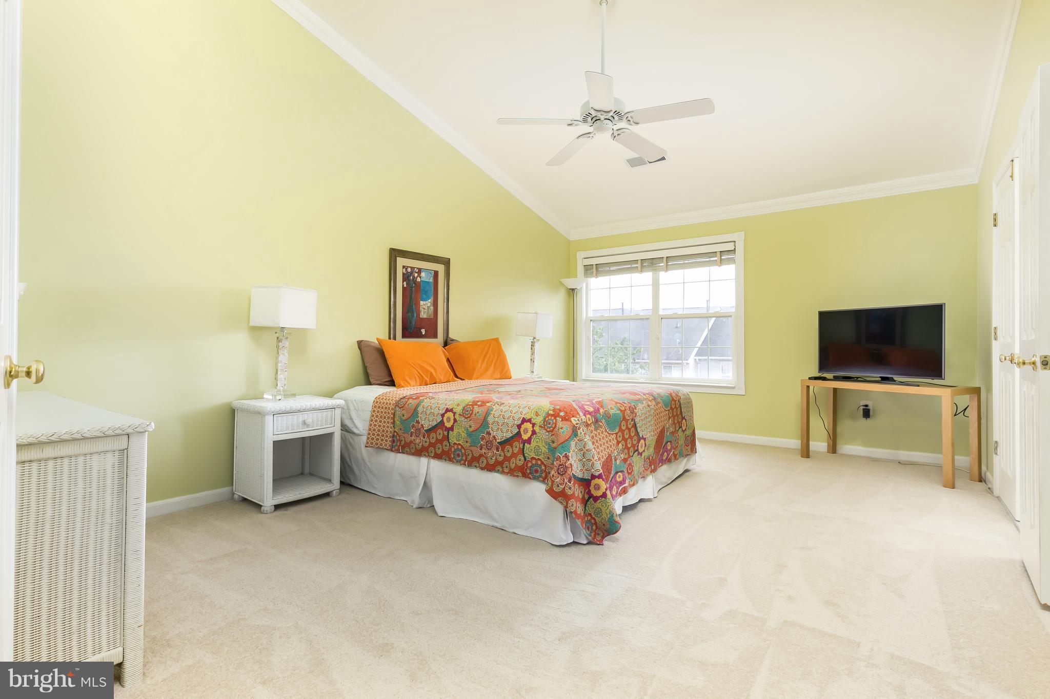 MCNAIR FARMS LANDBAY - Residential