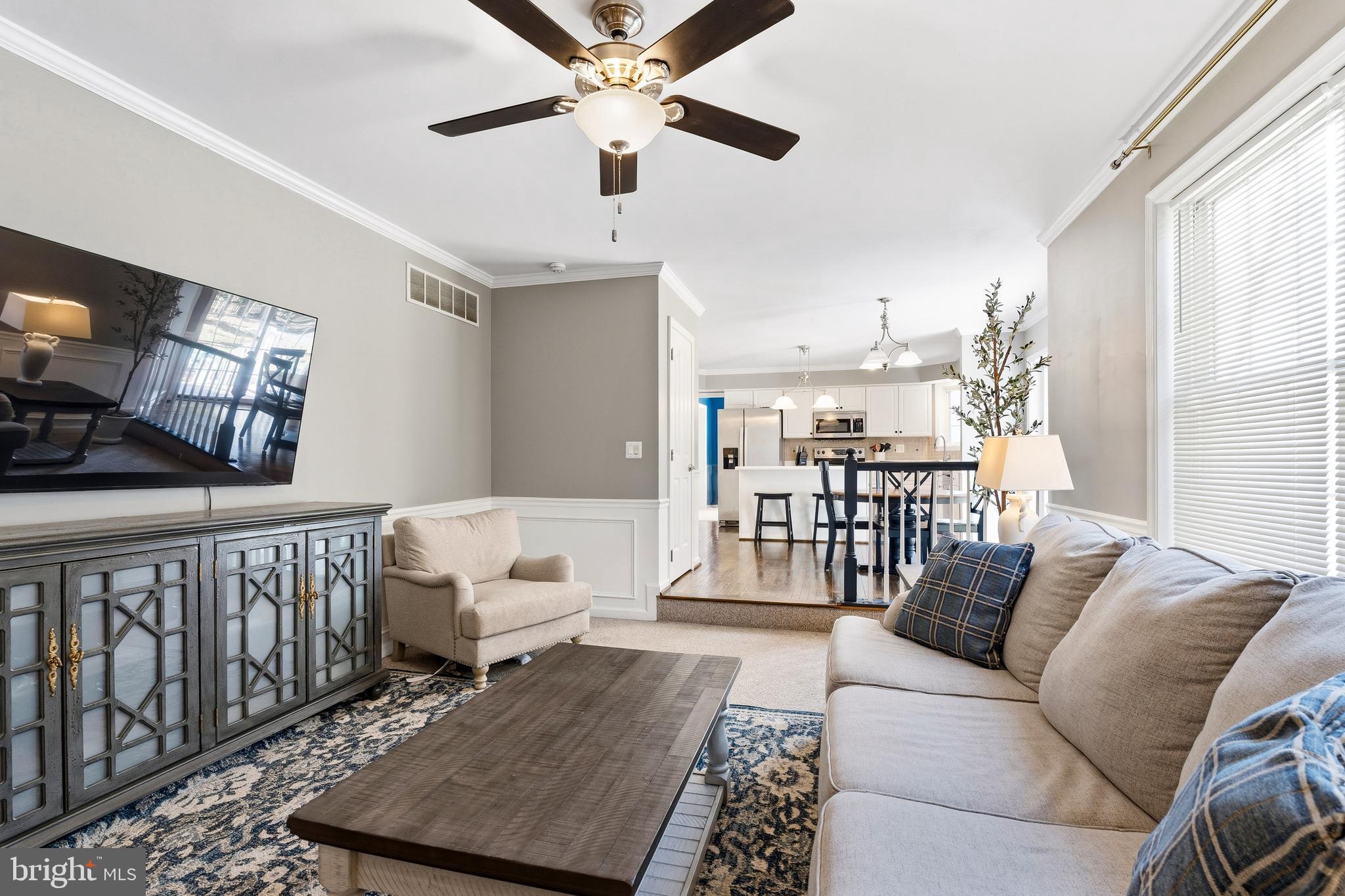 GALES MANOR - Residential