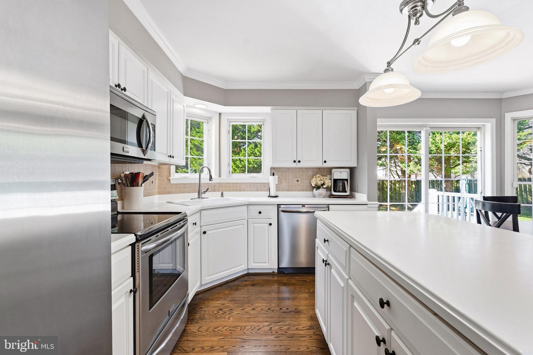 GALES MANOR - Residential