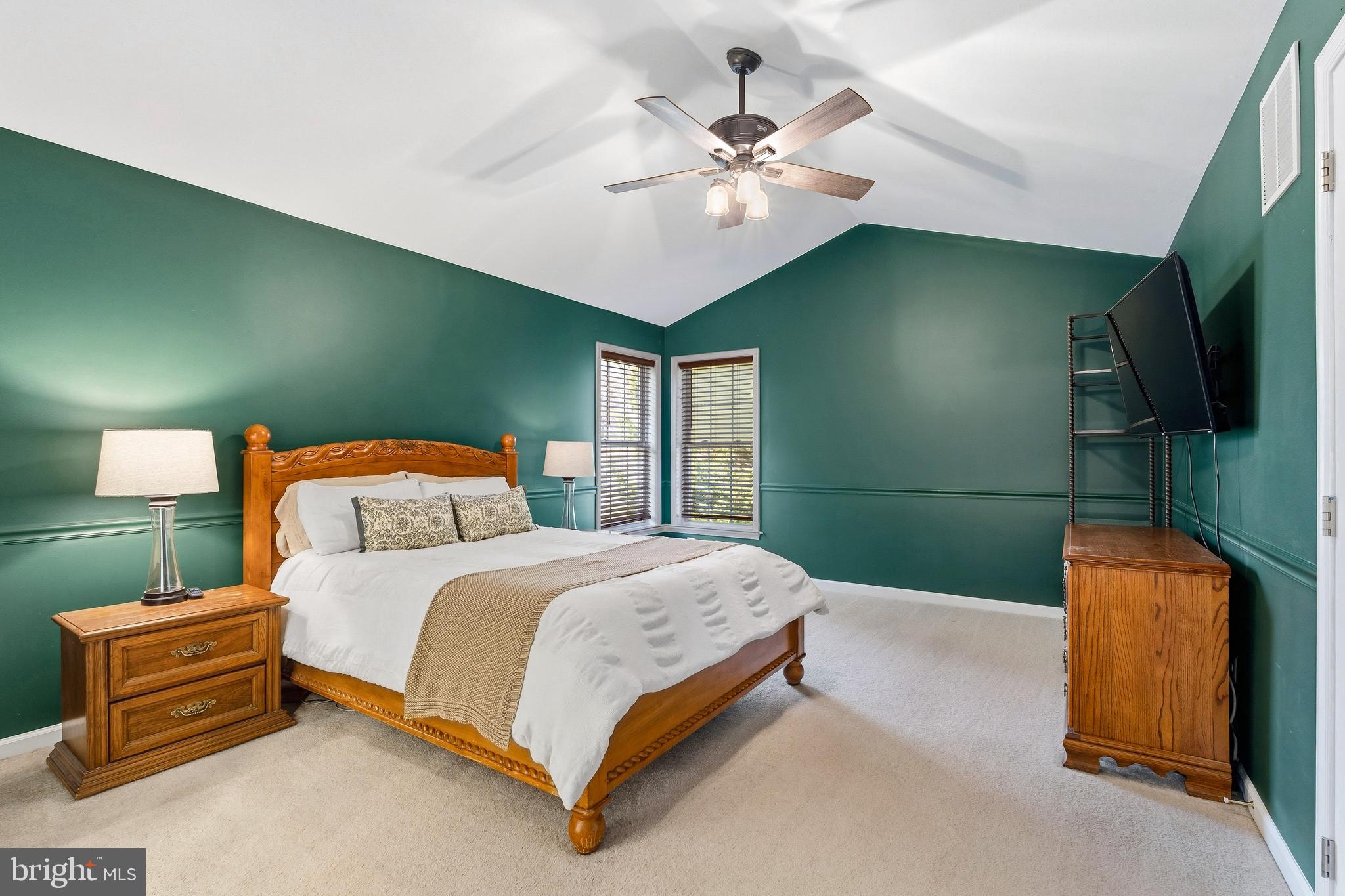 GALES MANOR - Residential