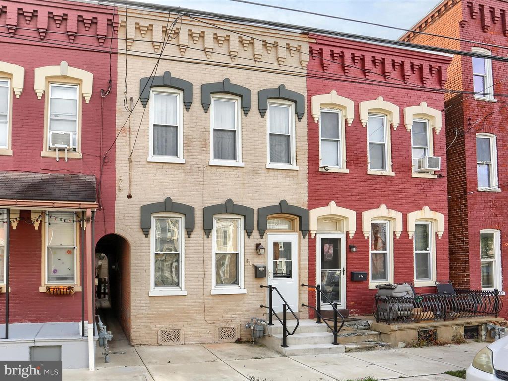 Photo of 616 Walnut Street, COLUMBIA, PA 17512 (MLS # PALA2077194)