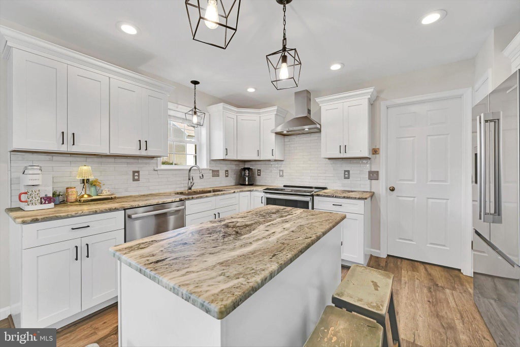 Photo of 214 Loghes Drive, MANHEIM, PA 17545 (MLS # PALA2094316)