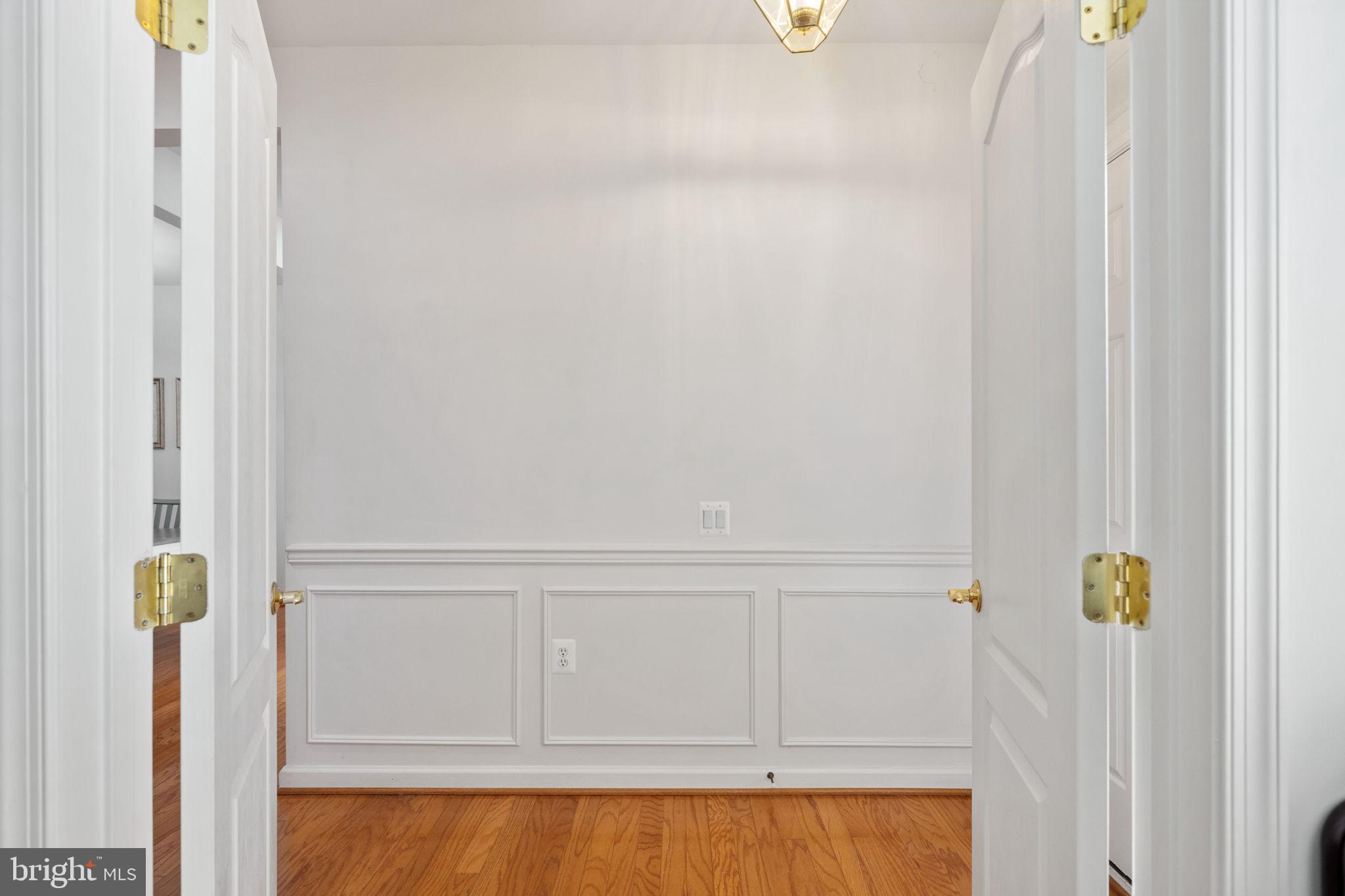 THE VILLAS AT FALLS RUN - Residential