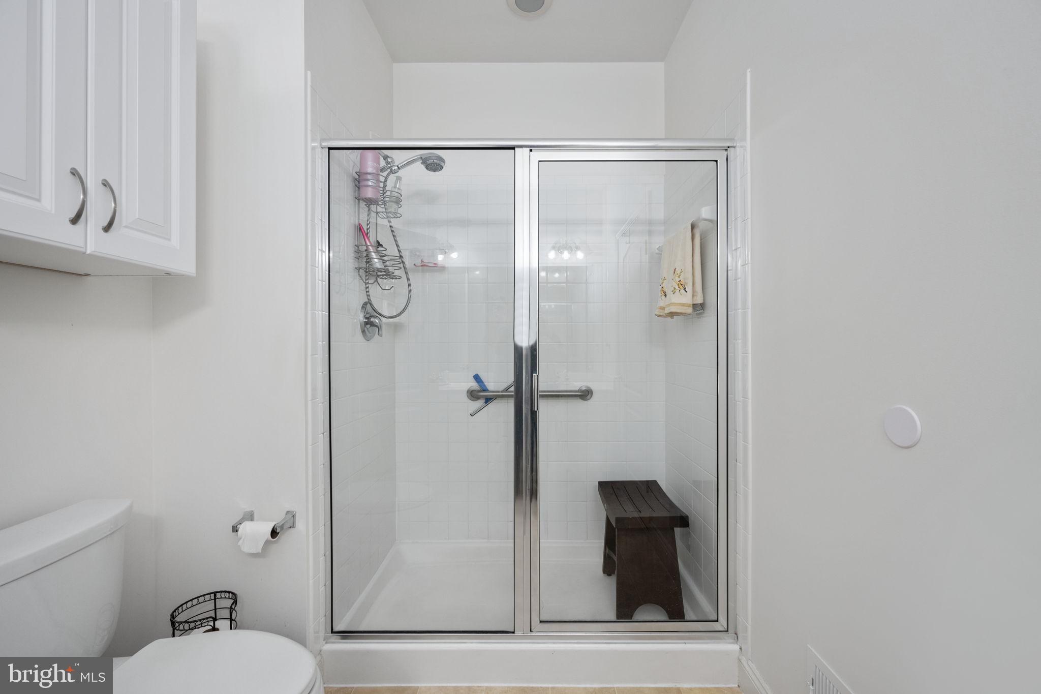 THE VILLAS AT FALLS RUN - Residential