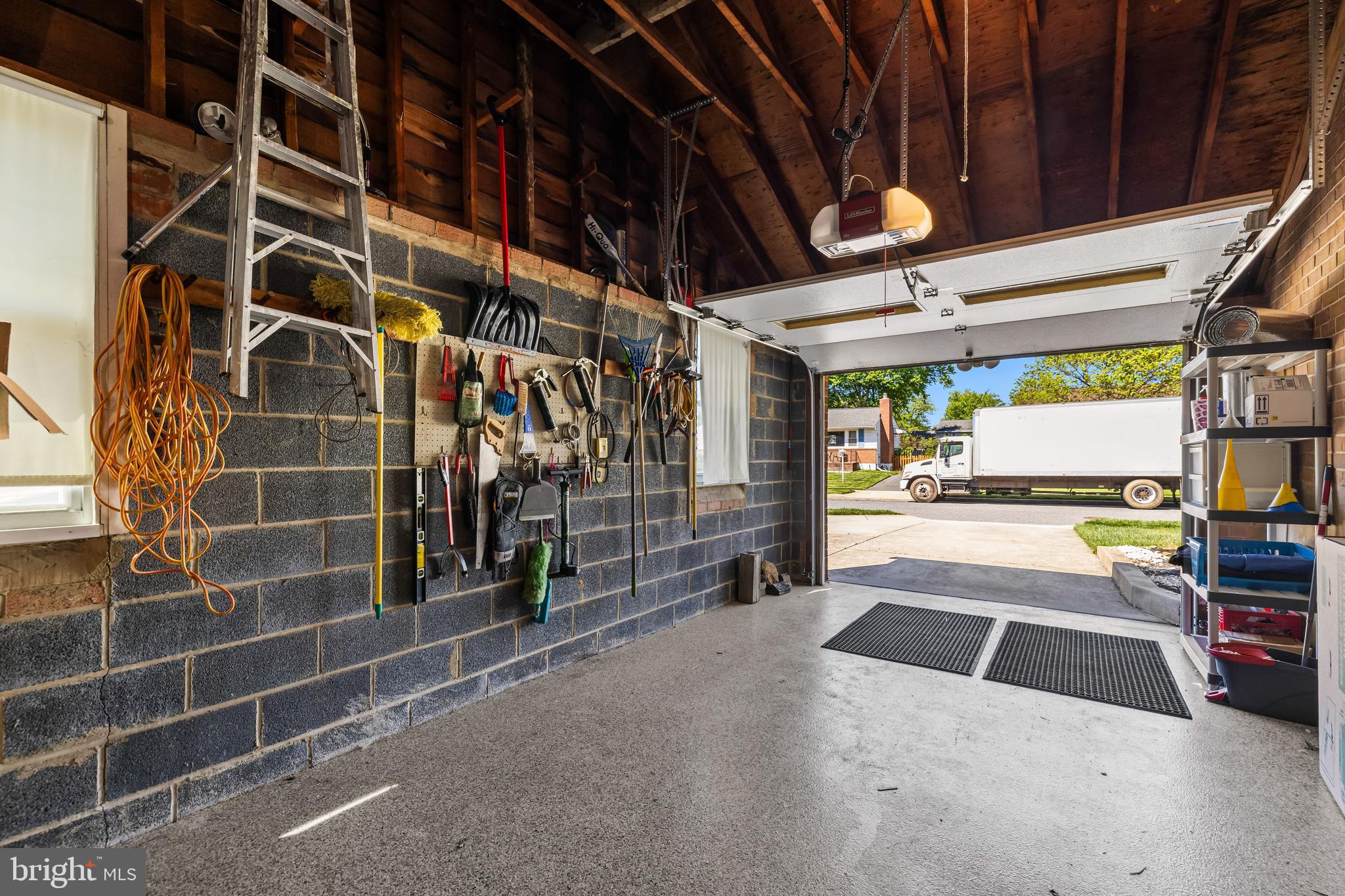 FOUNTAIN HILL - Residential