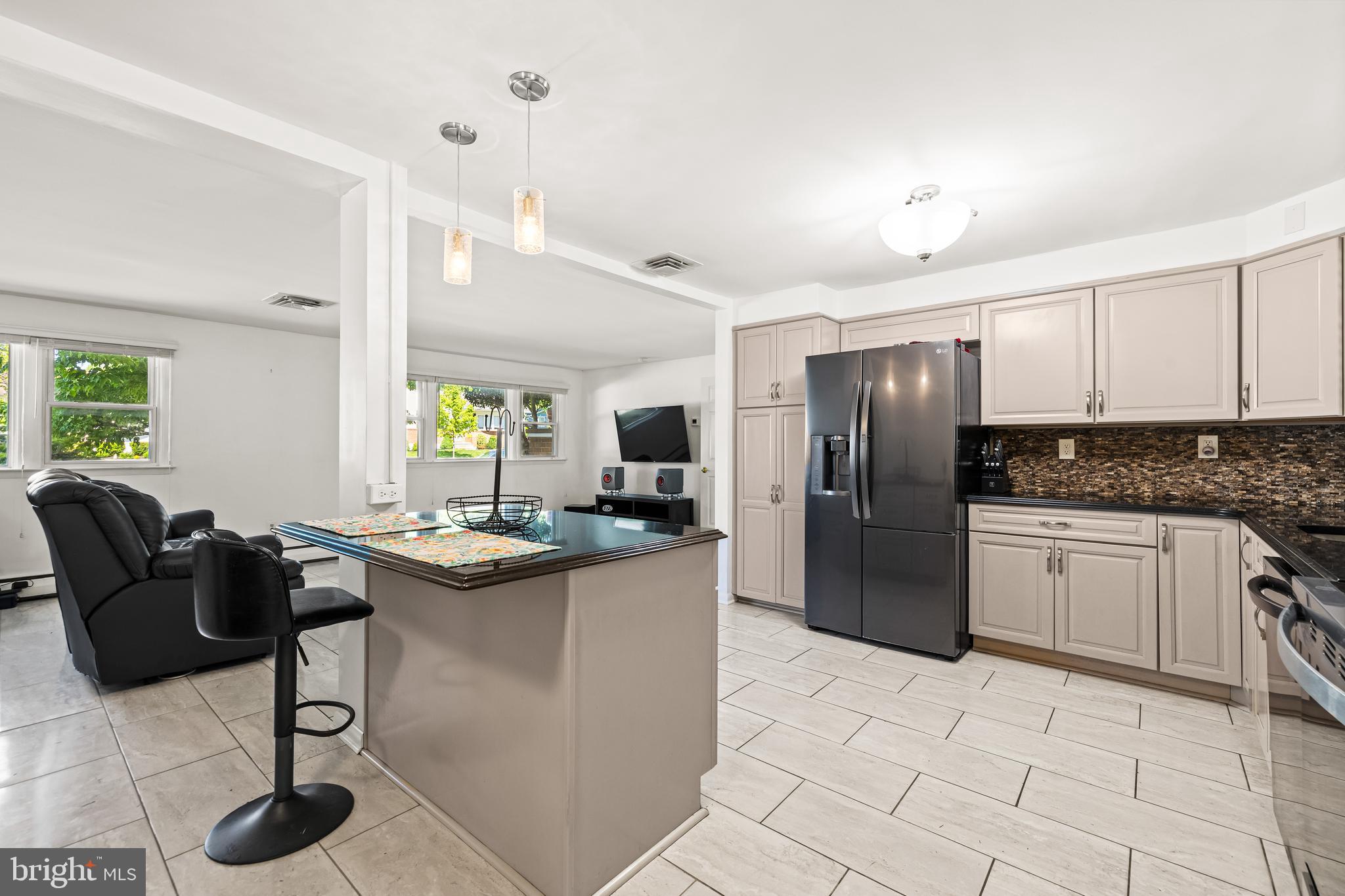 FOUNTAIN HILL - Residential