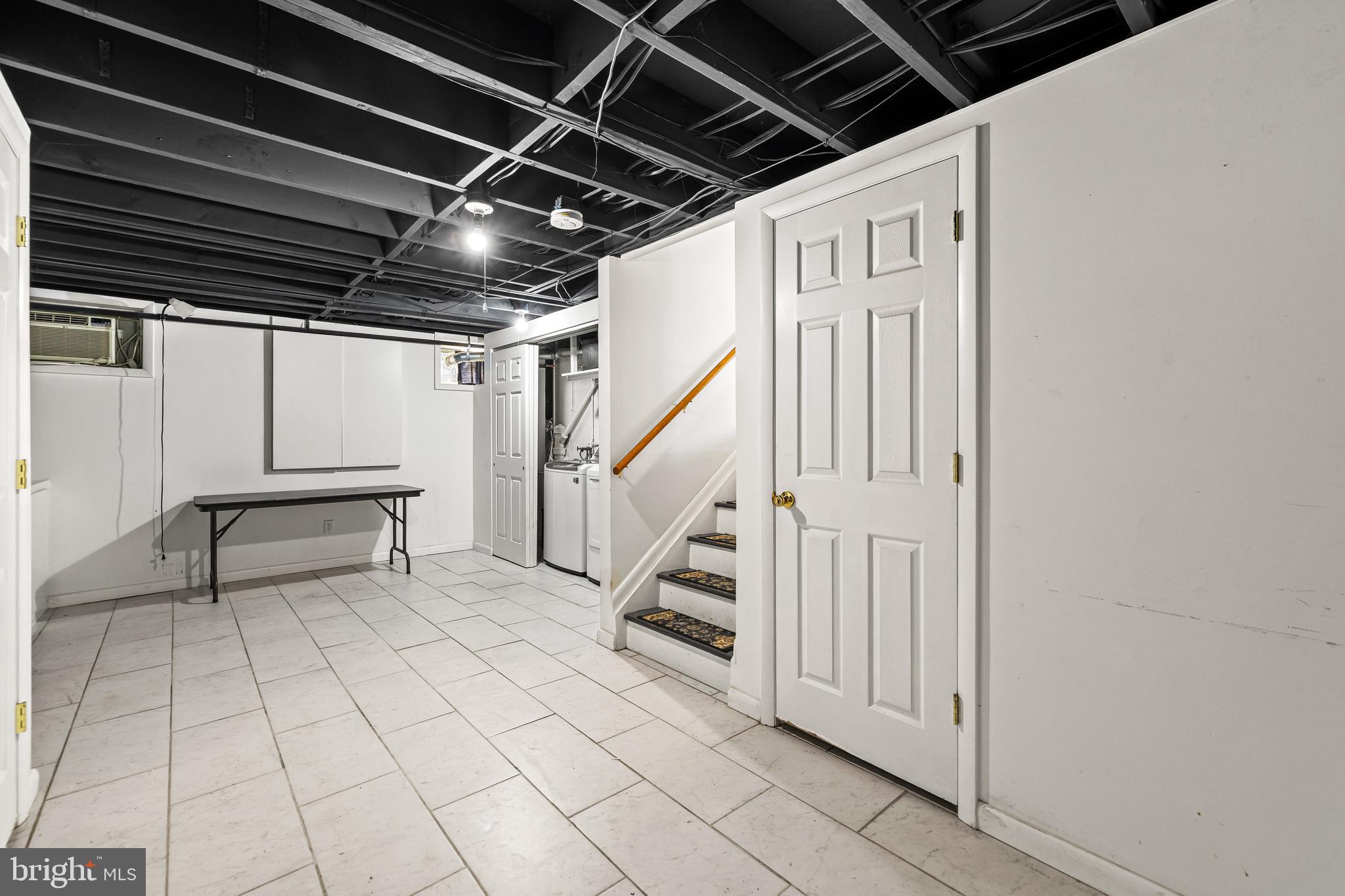 FOUNTAIN HILL - Residential