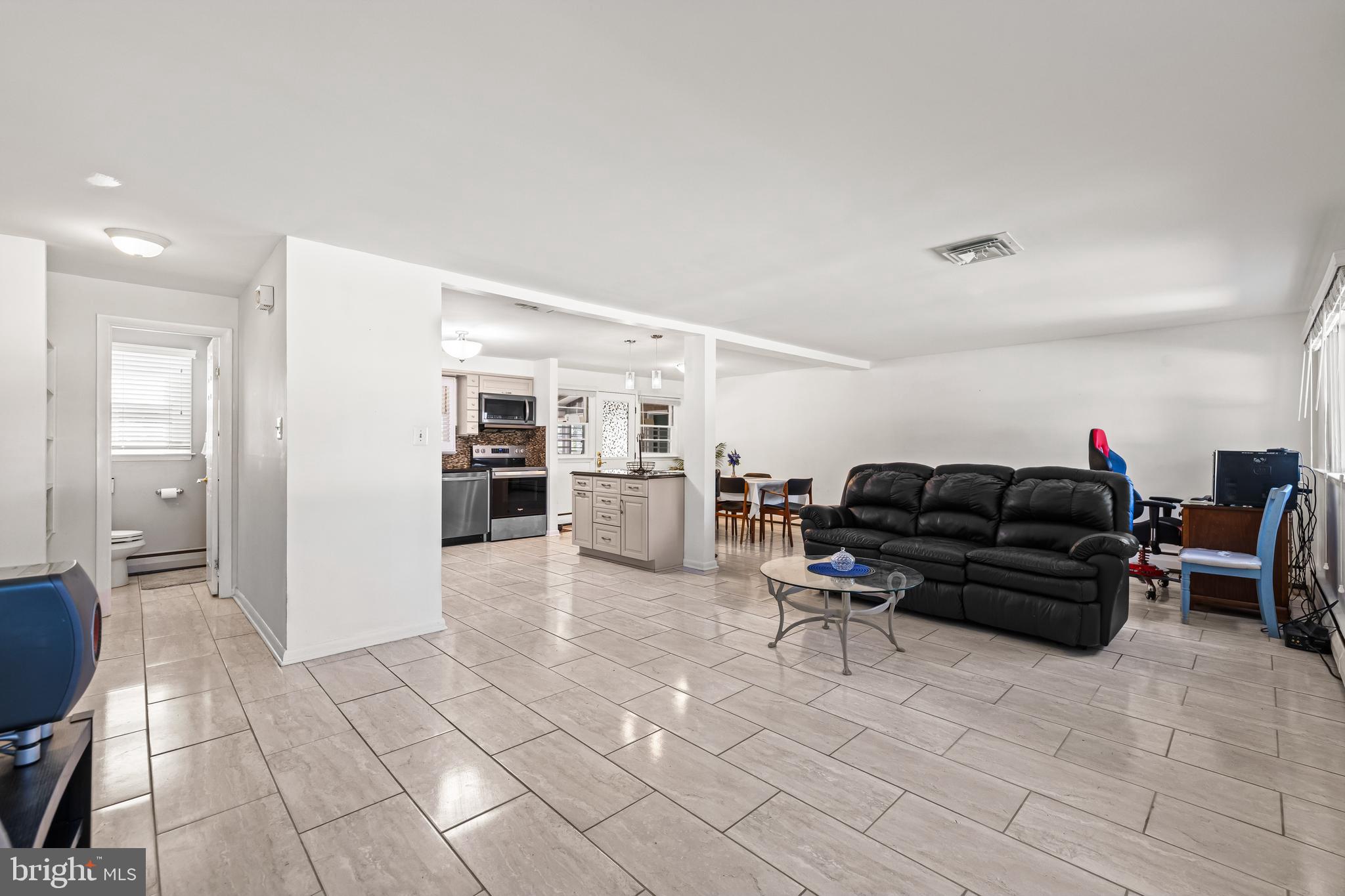FOUNTAIN HILL - Residential