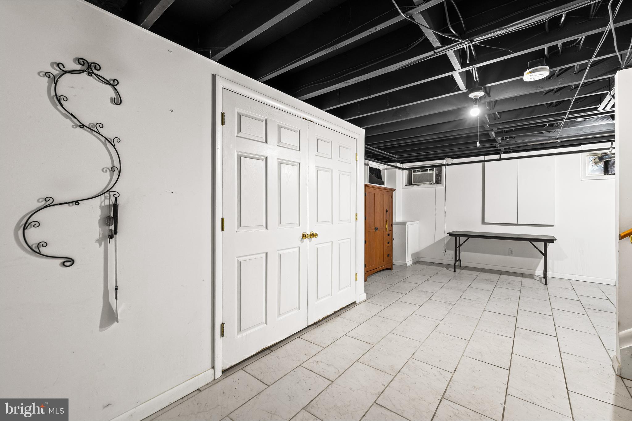 FOUNTAIN HILL - Residential