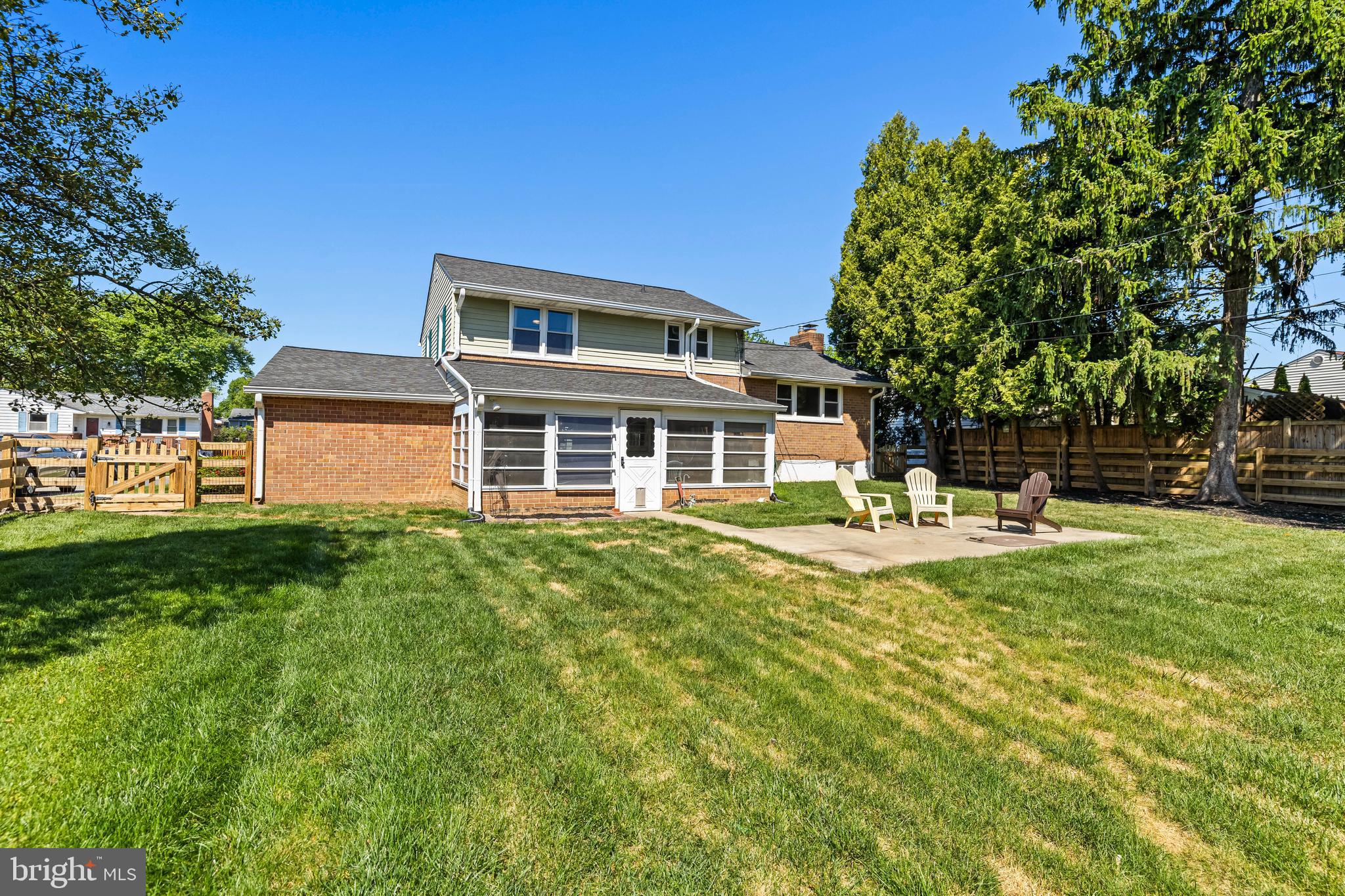 FOUNTAIN HILL - Residential