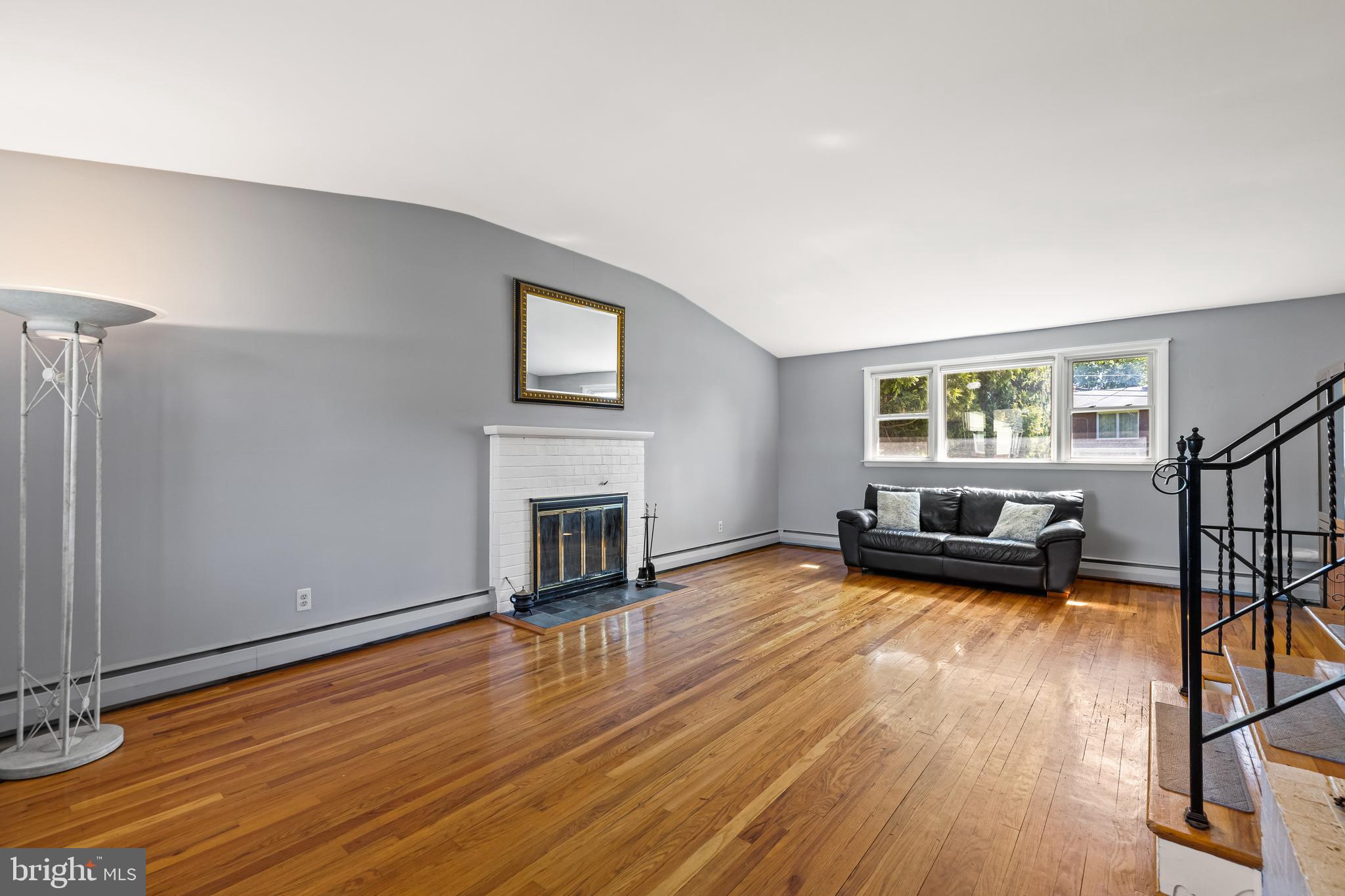 FOUNTAIN HILL - Residential