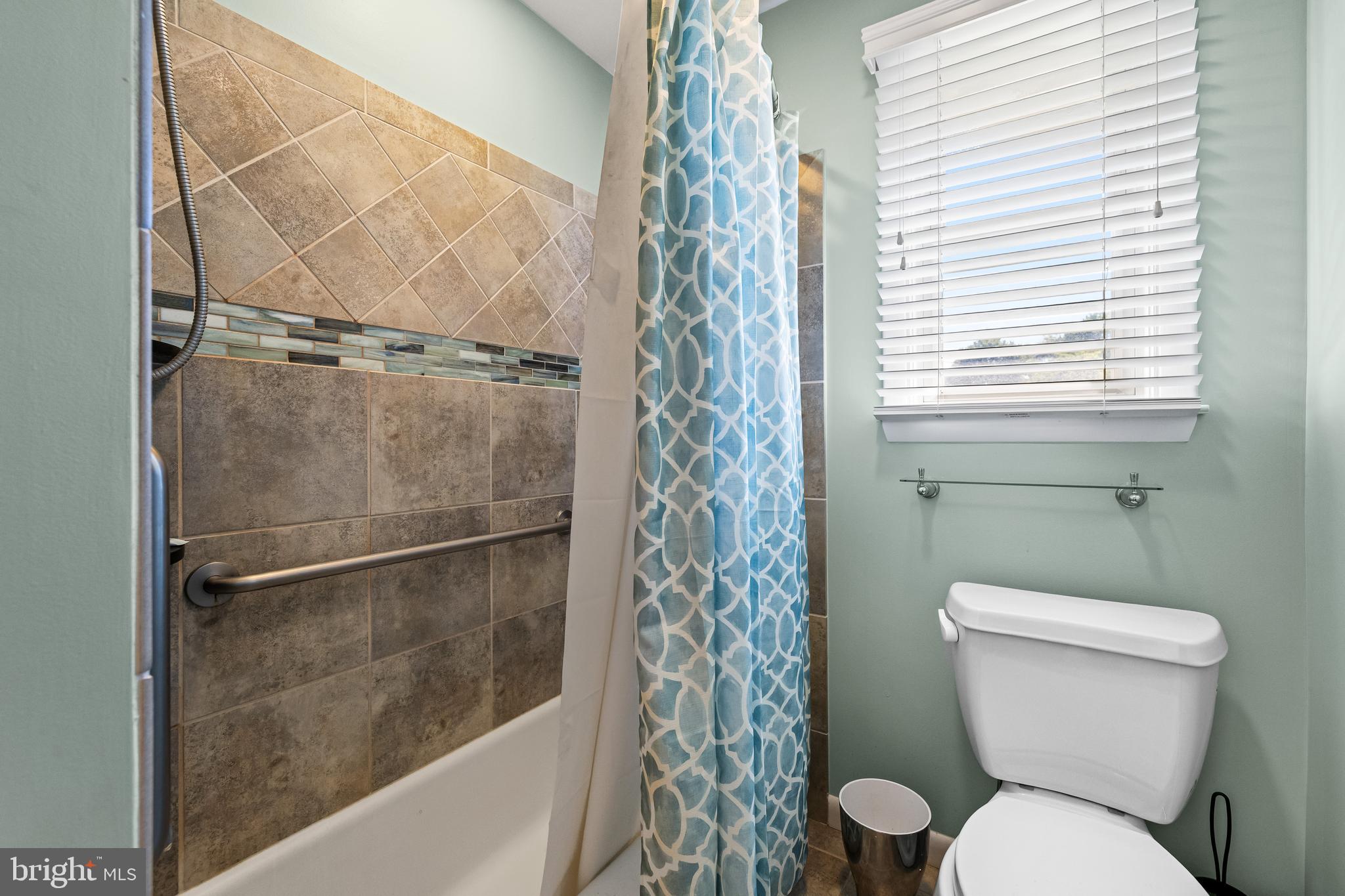 FOUNTAIN HILL - Residential