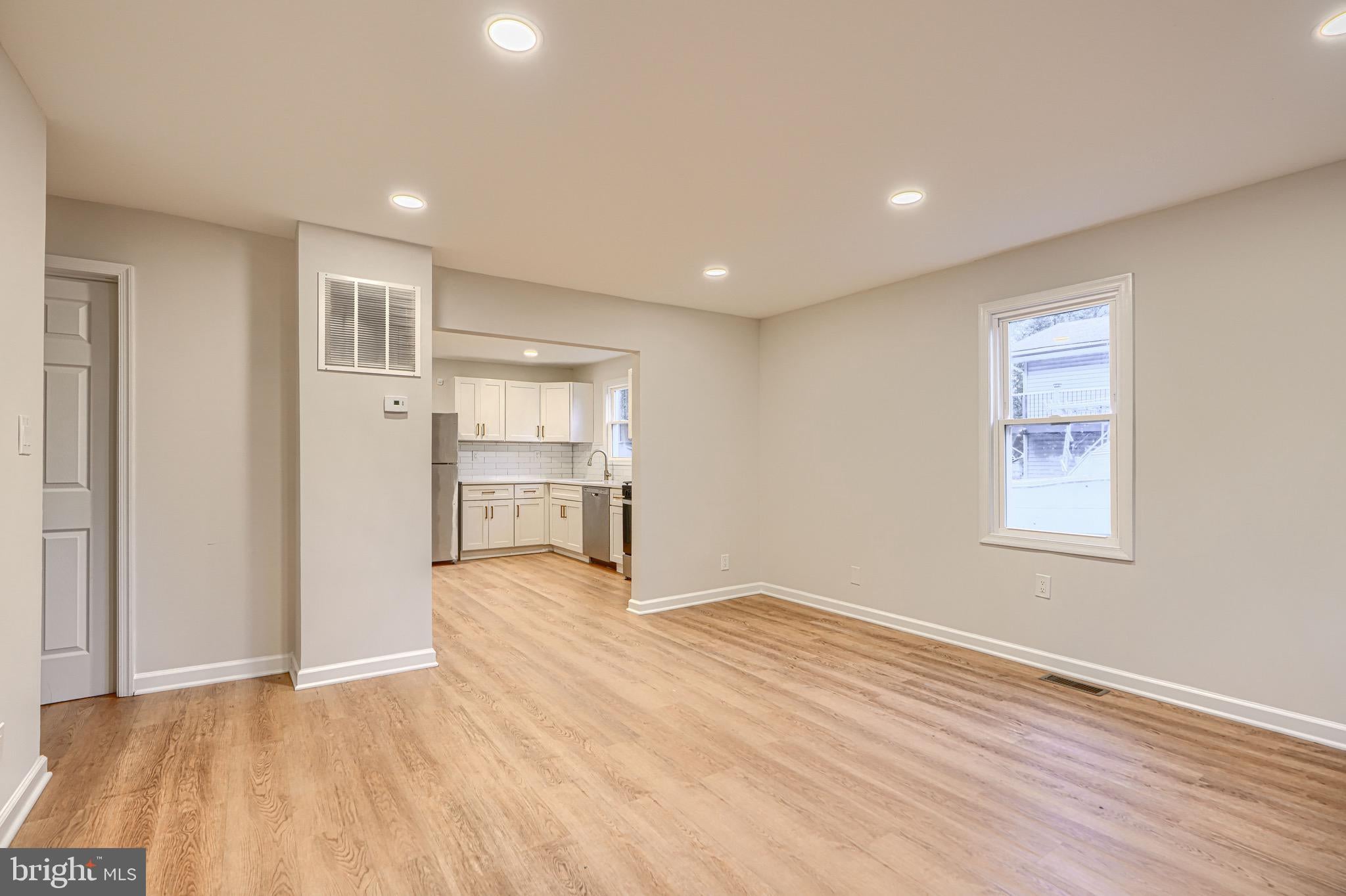 528 POTOMAC