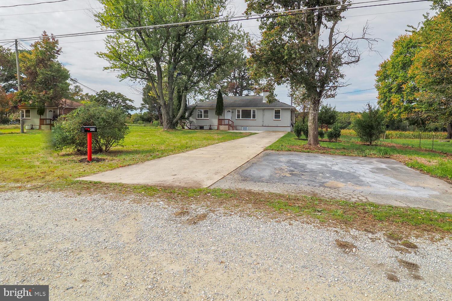 418 HIOBS LANE