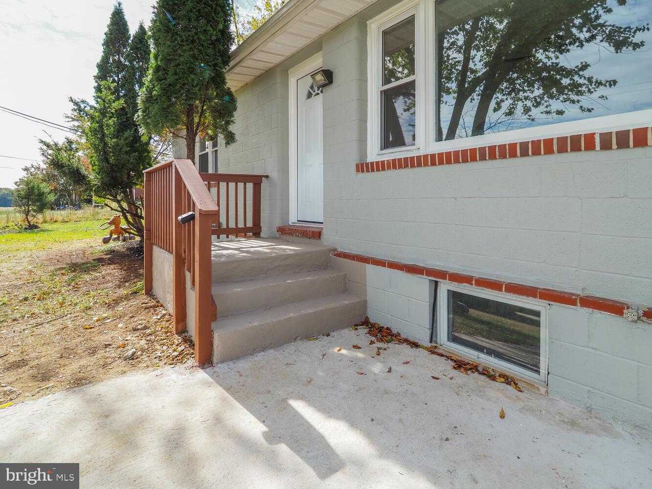 418 HIOBS LANE