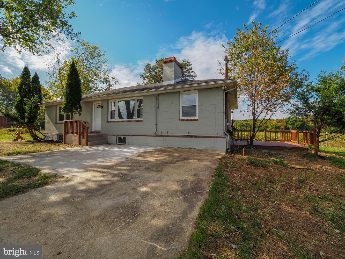 ABERDEEN HILLS - Residential