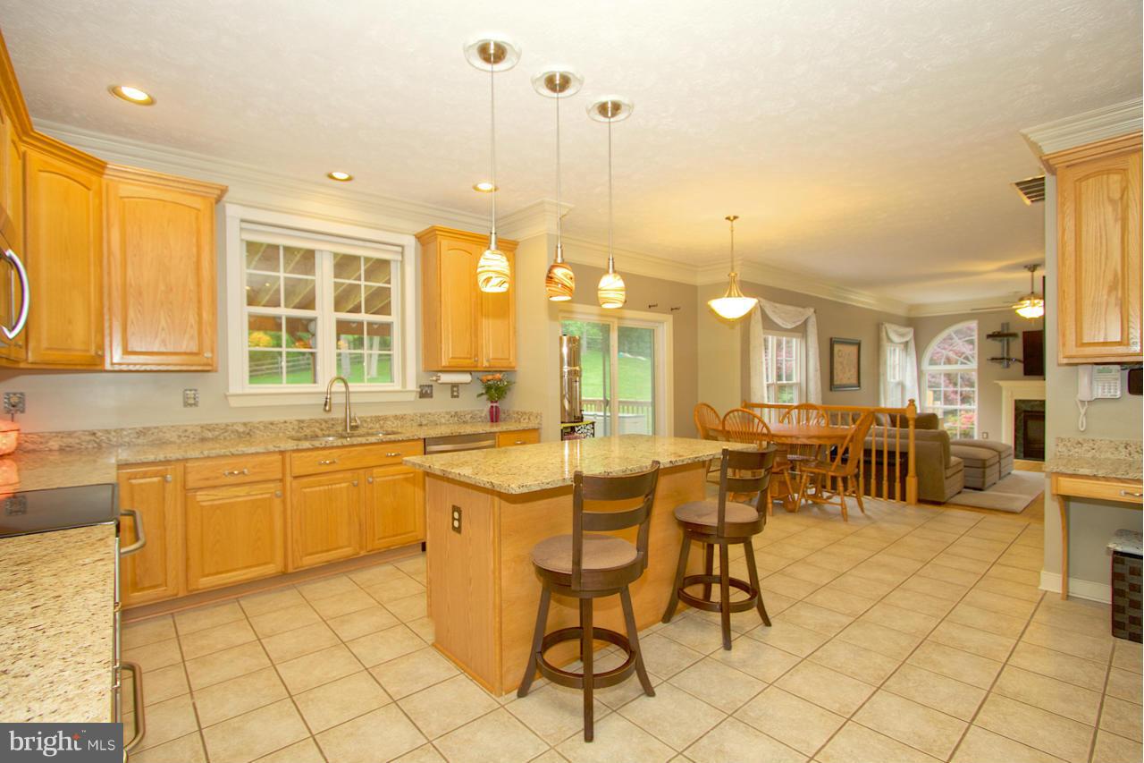 CAMPUS HILLS ESTATES - Residential