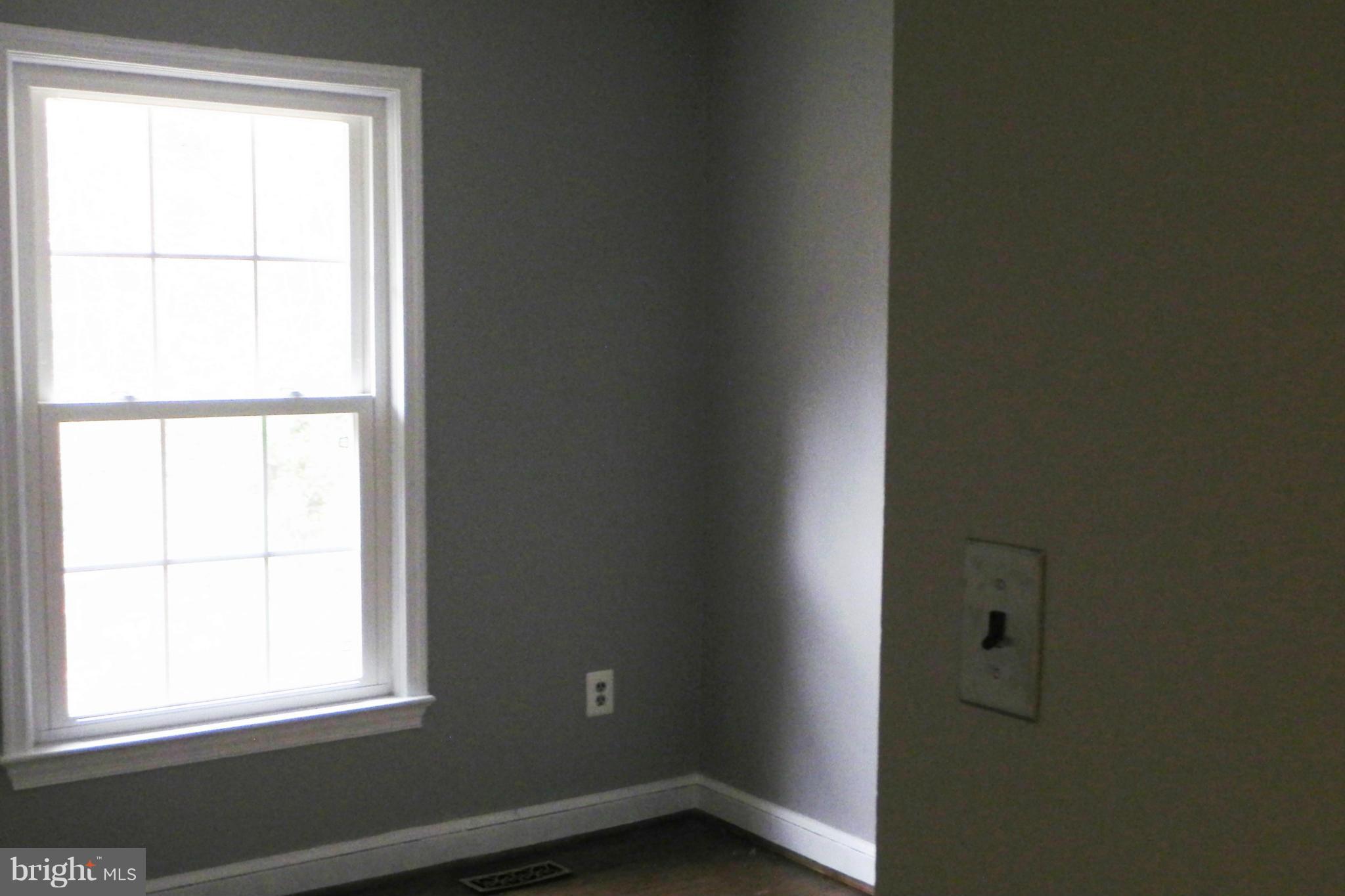 OAK CLUSTER - Residential Lease