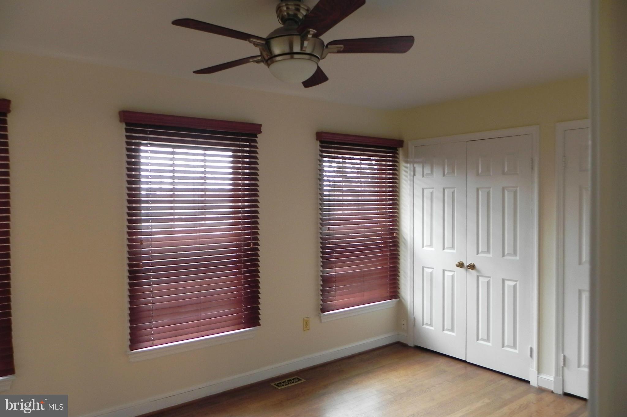 OAK CLUSTER - Residential Lease