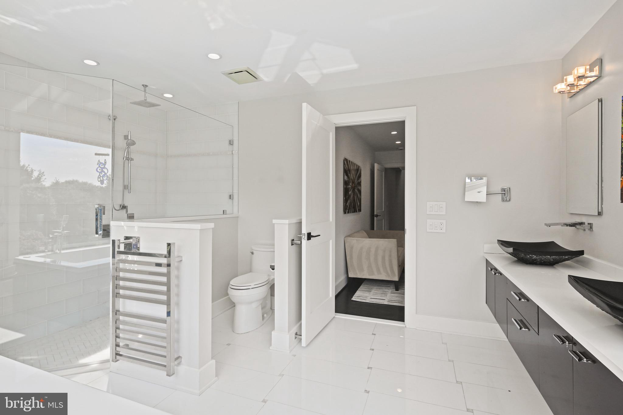 KENTSDALE ESTATES - Residential