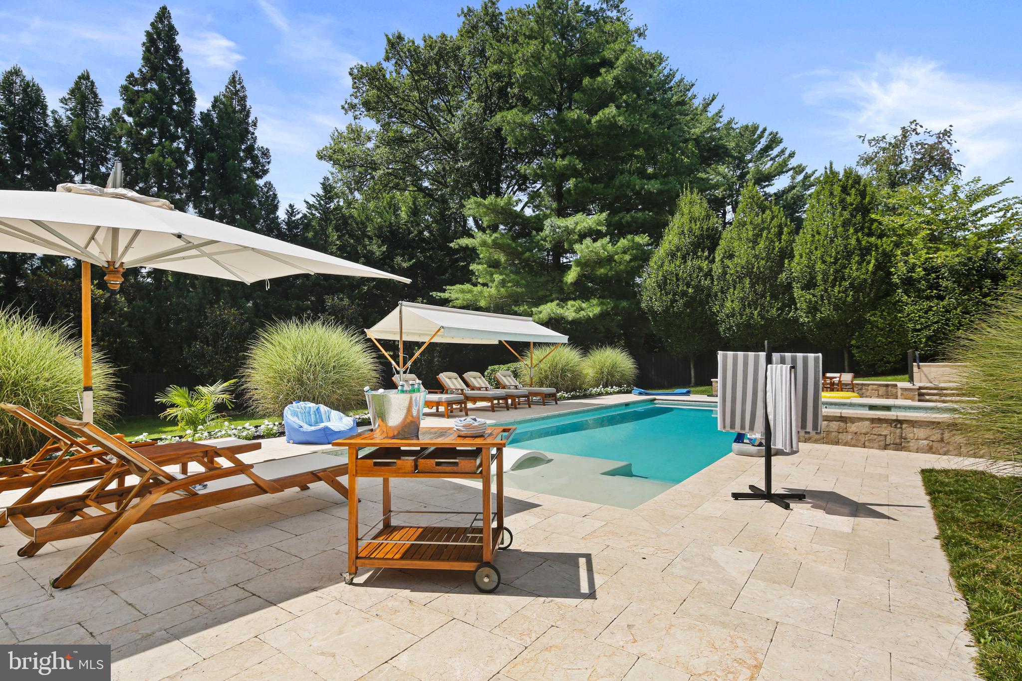 KENTSDALE ESTATES - Residential