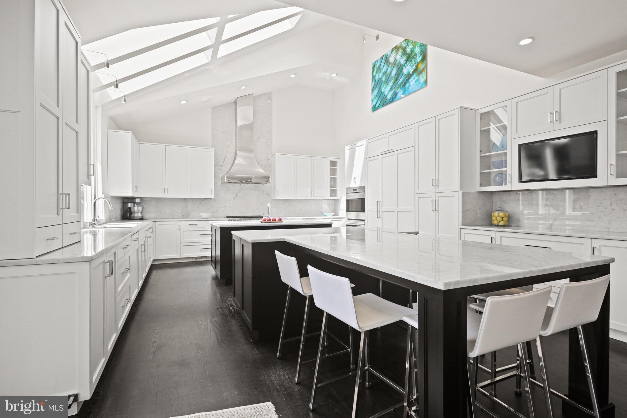 KENTSDALE ESTATES - Residential