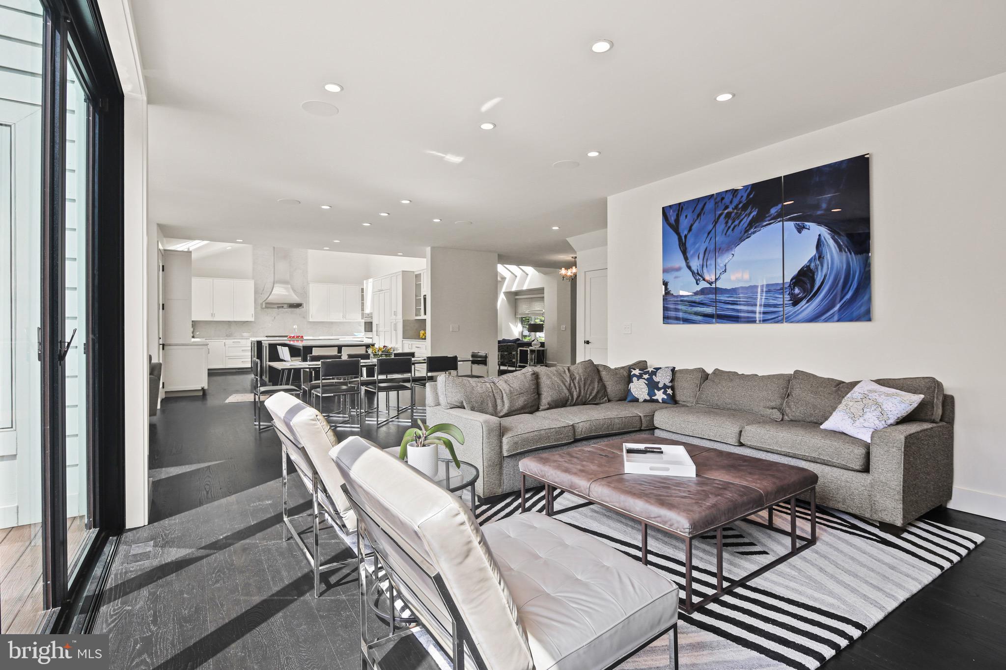 KENTSDALE ESTATES - Residential