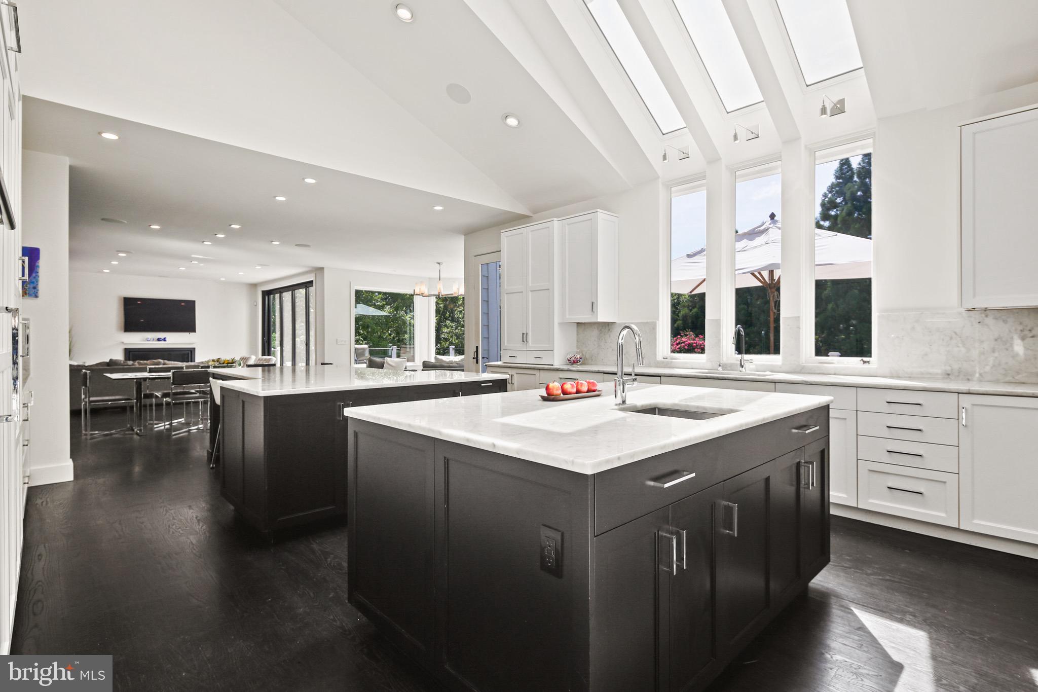 KENTSDALE ESTATES - Residential